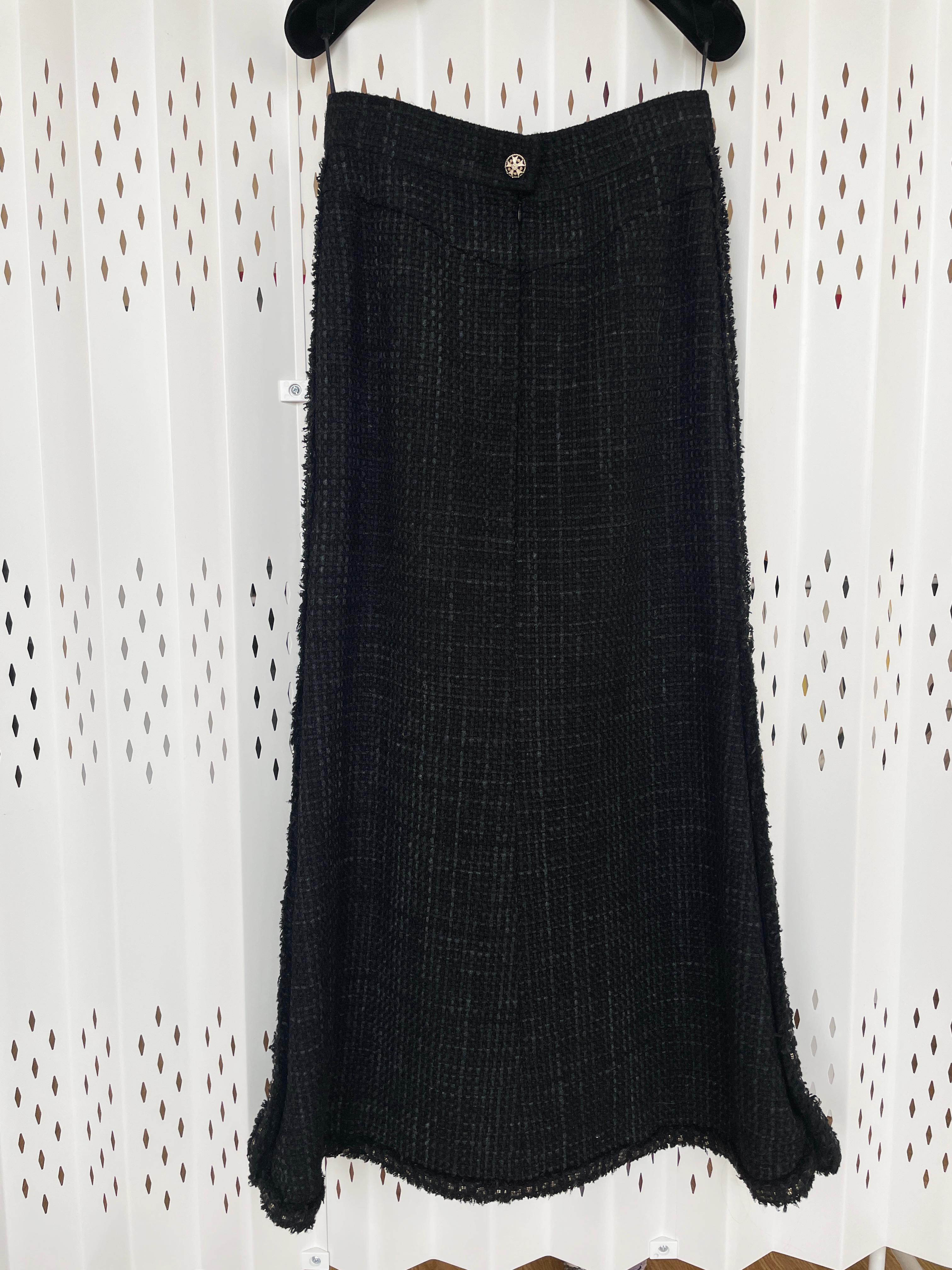 Chanel 8K$ Seltener Schwarzer Maxi Tweed Rock mit Gripoix Knöpfen 36 FR im Angebot 5