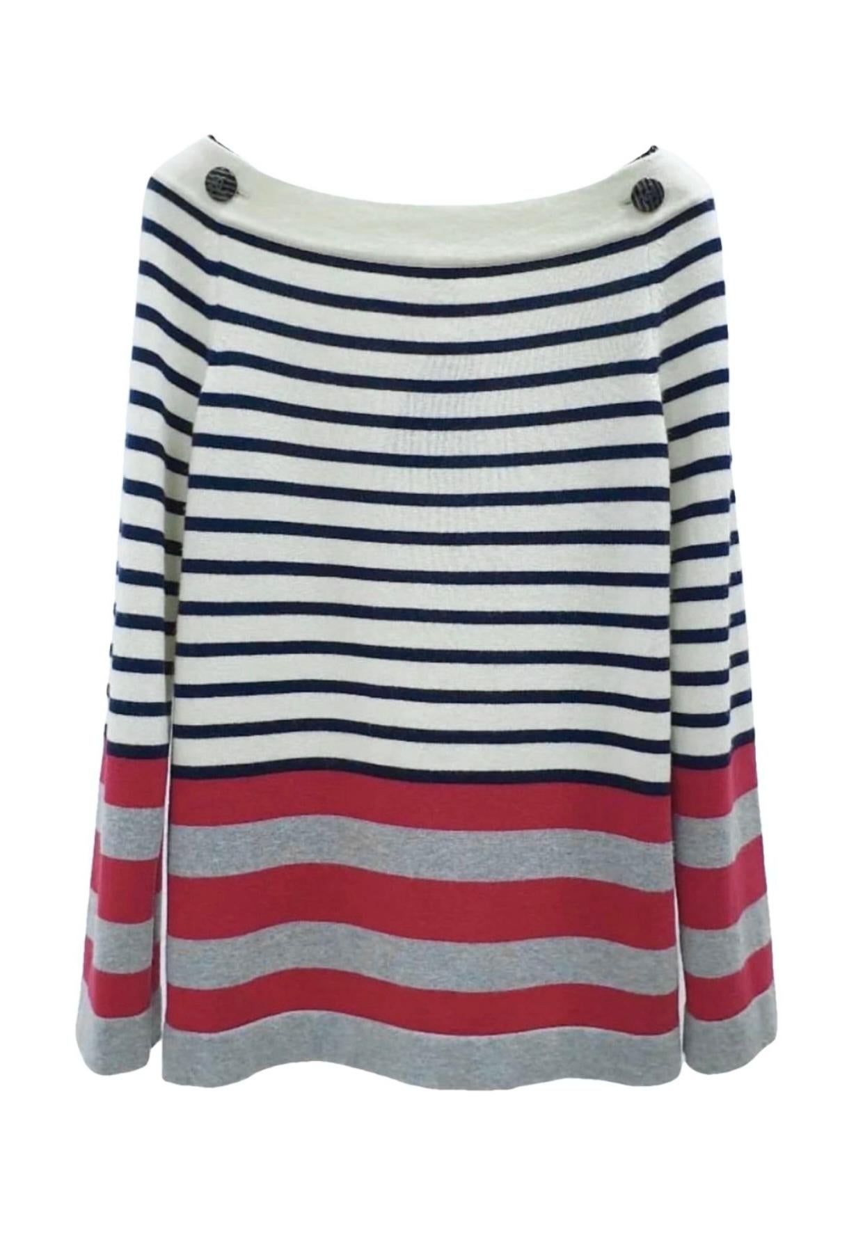 Gris Chanel Paris / Venice CC Chain Detail Runway Jumper 38 FR en vente