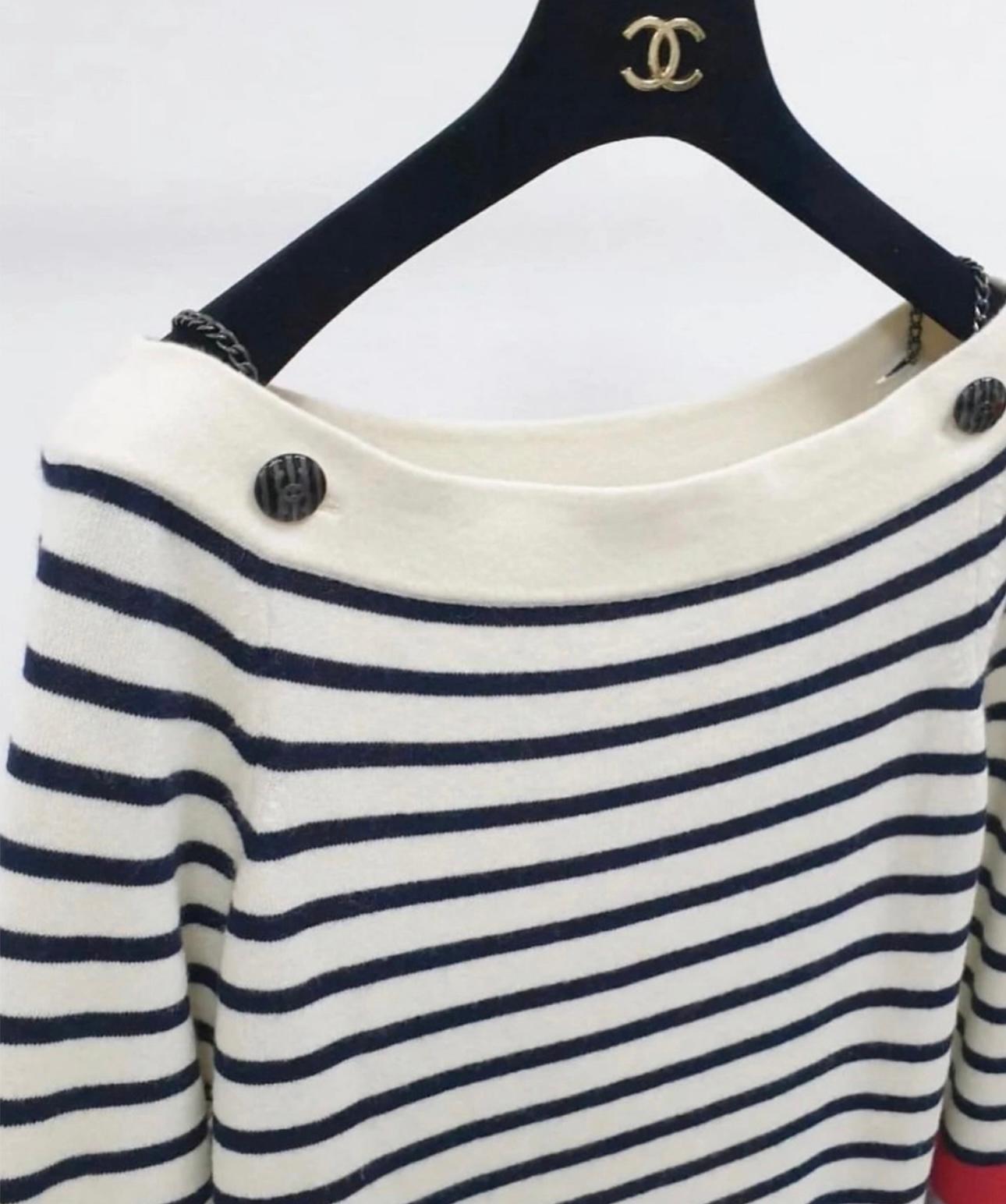 Chanel Paris / Venice CC Chain Detail Runway Jumper 38 FR Excellent état - En vente à Dubai, AE