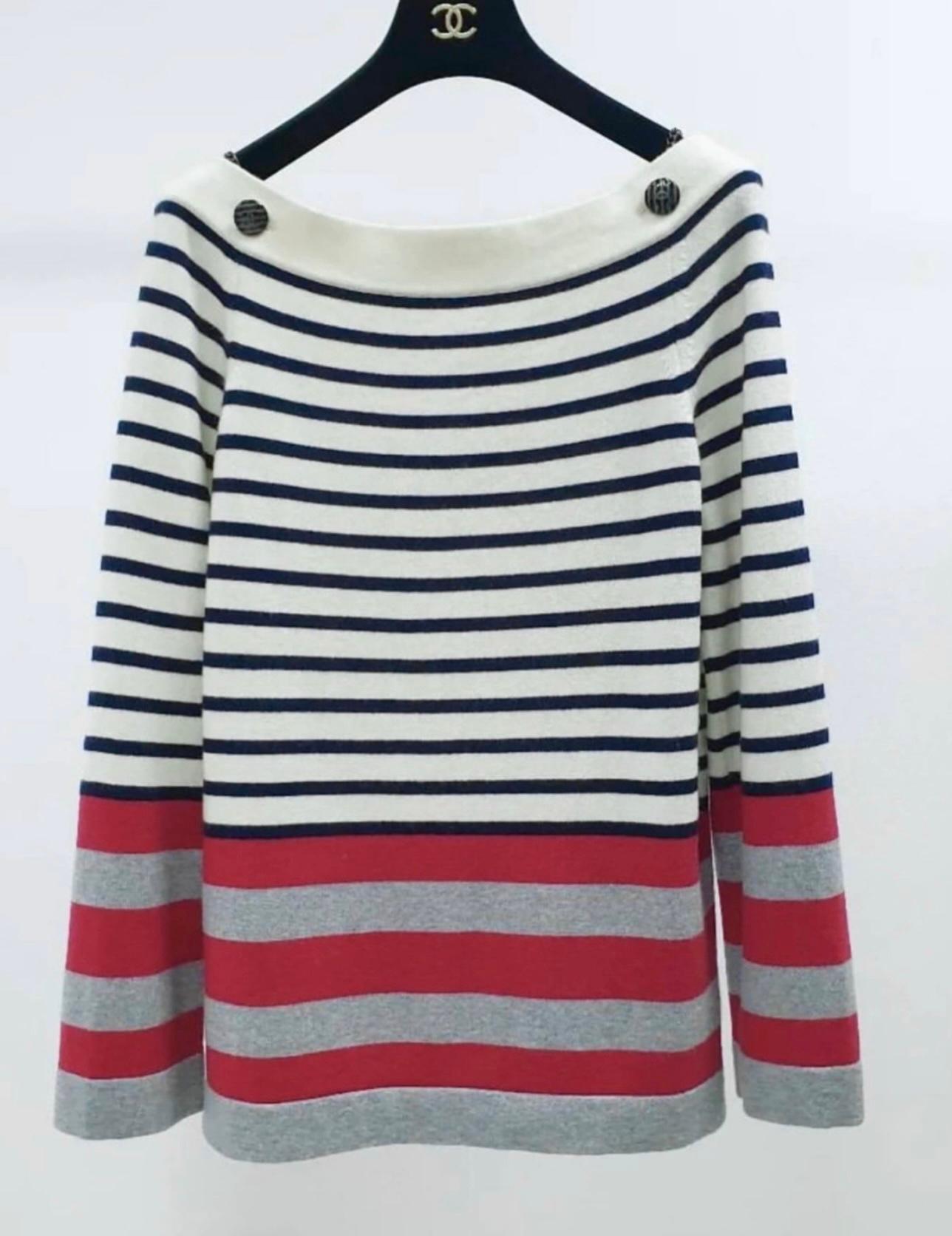 Chanel Paris / Venice CC Chain Detail Runway Jumper 38 FR en vente 3