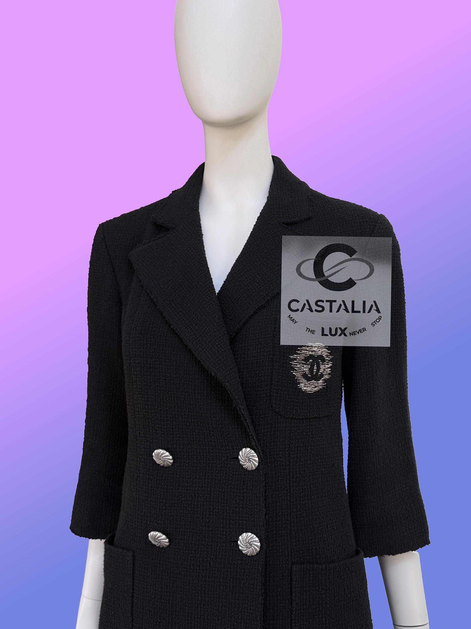 Giacca Chanel CC Logo Patch in tweed nero 36 FR in vendita 6