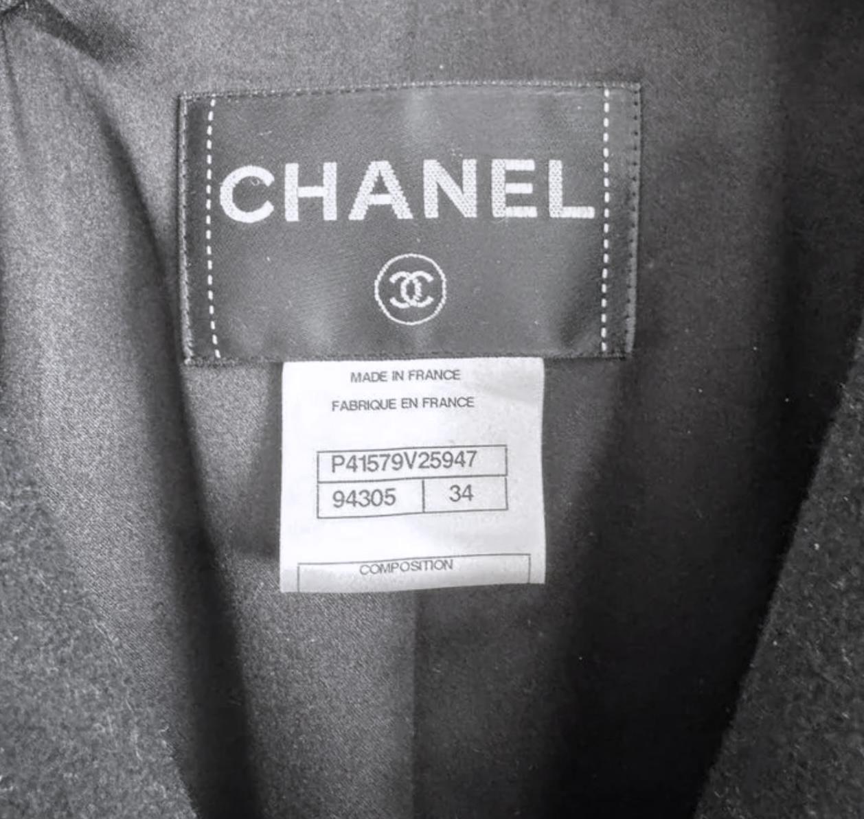 Chanel Paris / Giacca nera Byzance con bottoni Gripoix 34 FR in vendita 5
