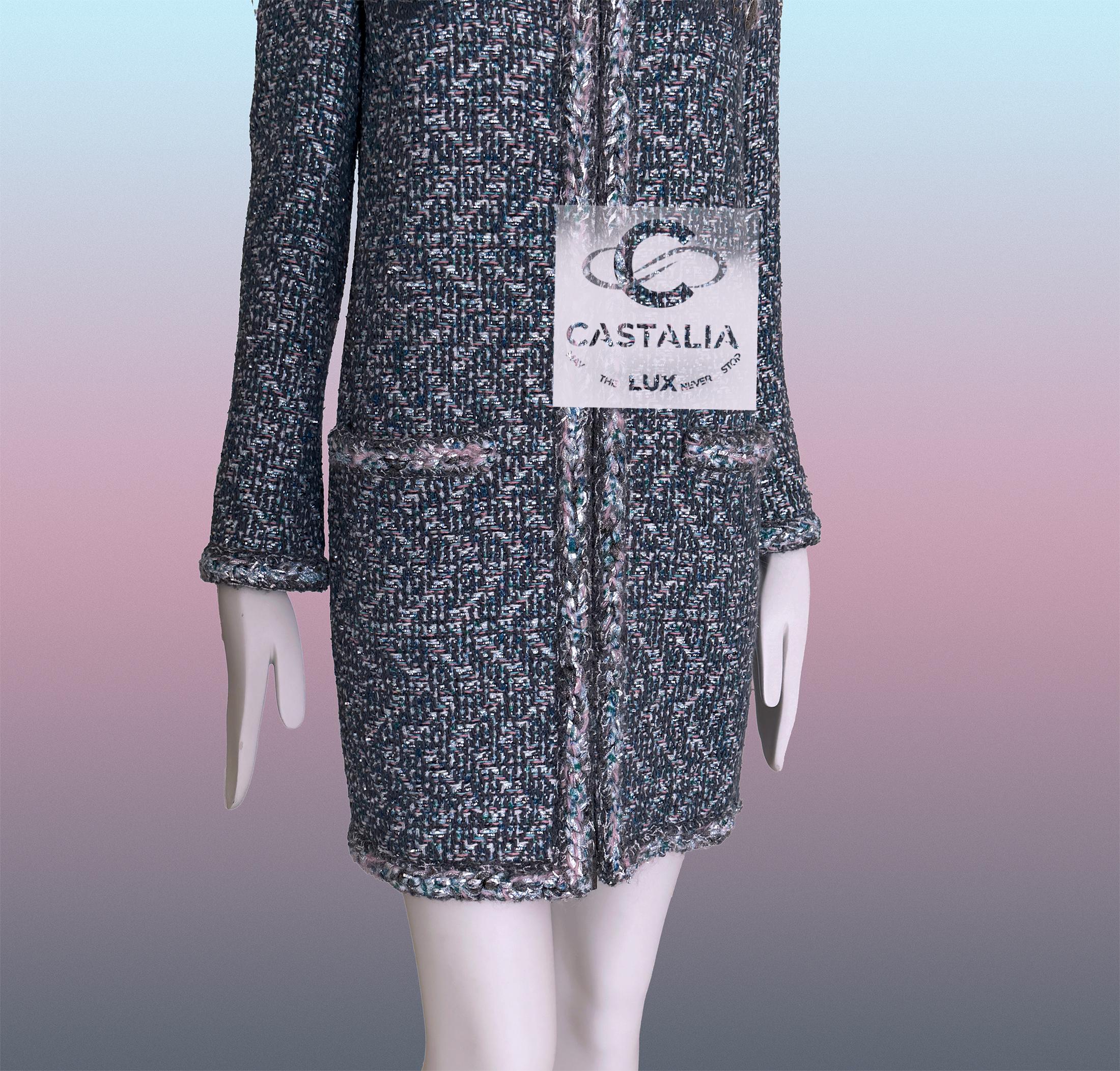 Chanel Supermarket Runway Cappotto in tweed iridescente 36 FR in vendita 6