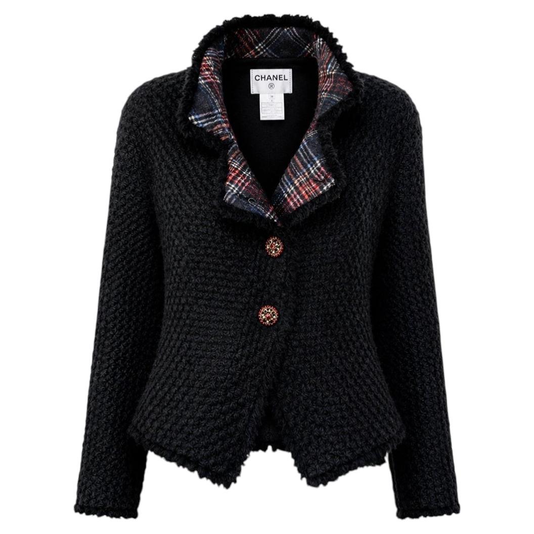CHANEL Paris / EDINBURGH Legendary Black Tweed Jacket 40 FR