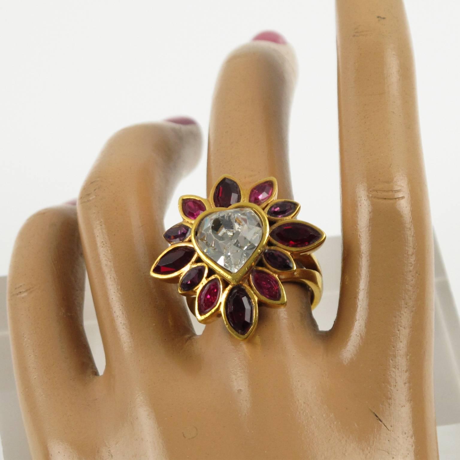 Yves Saint Laurent YSL Floral Cocktail Ring Pink Rhinestone Heart sz 6.75 In Good Condition In Atlanta, GA