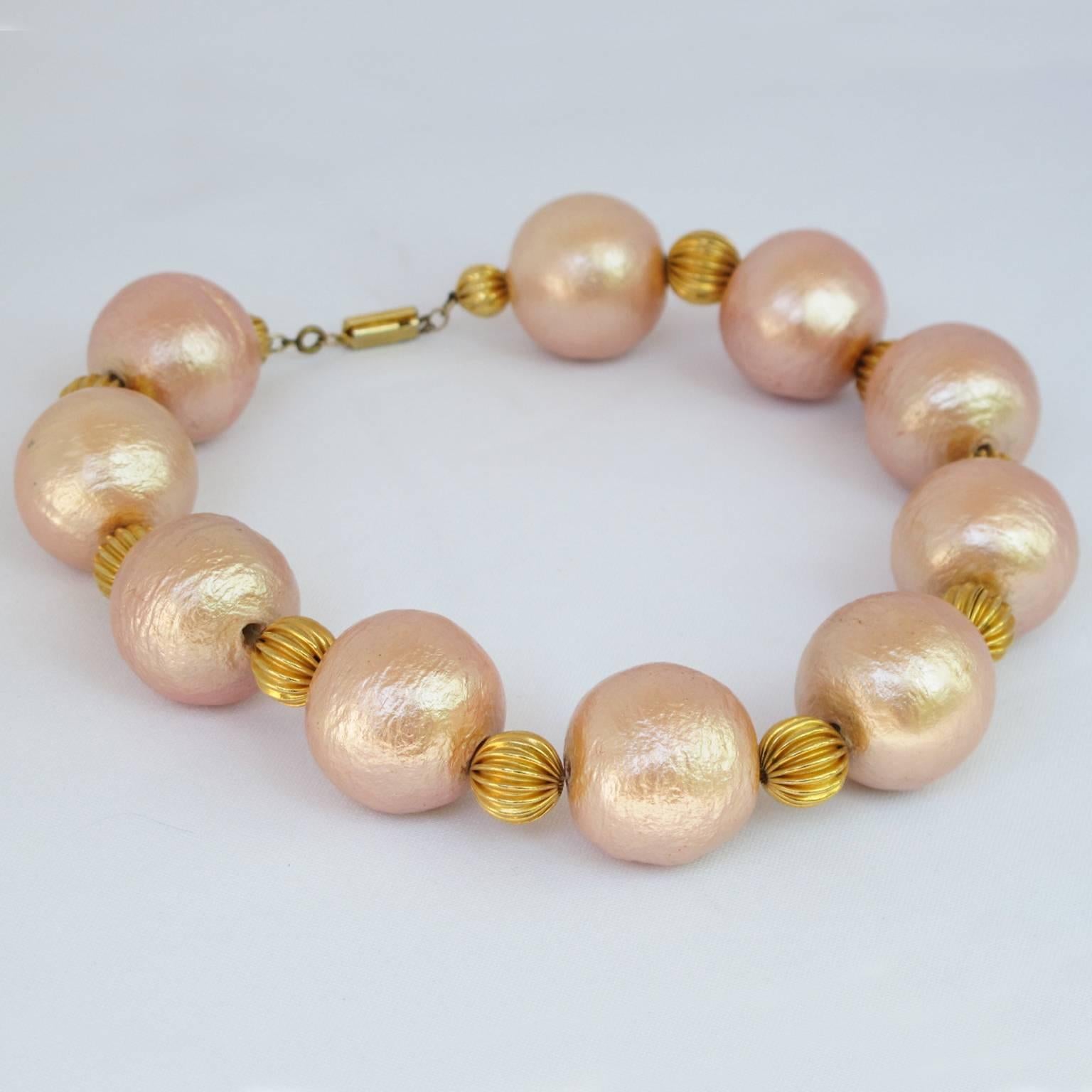 Guy Laroche Paris Couture Necklace Powder Pink Beads Mother of Pearl Pattern In Excellent Condition In Atlanta, GA