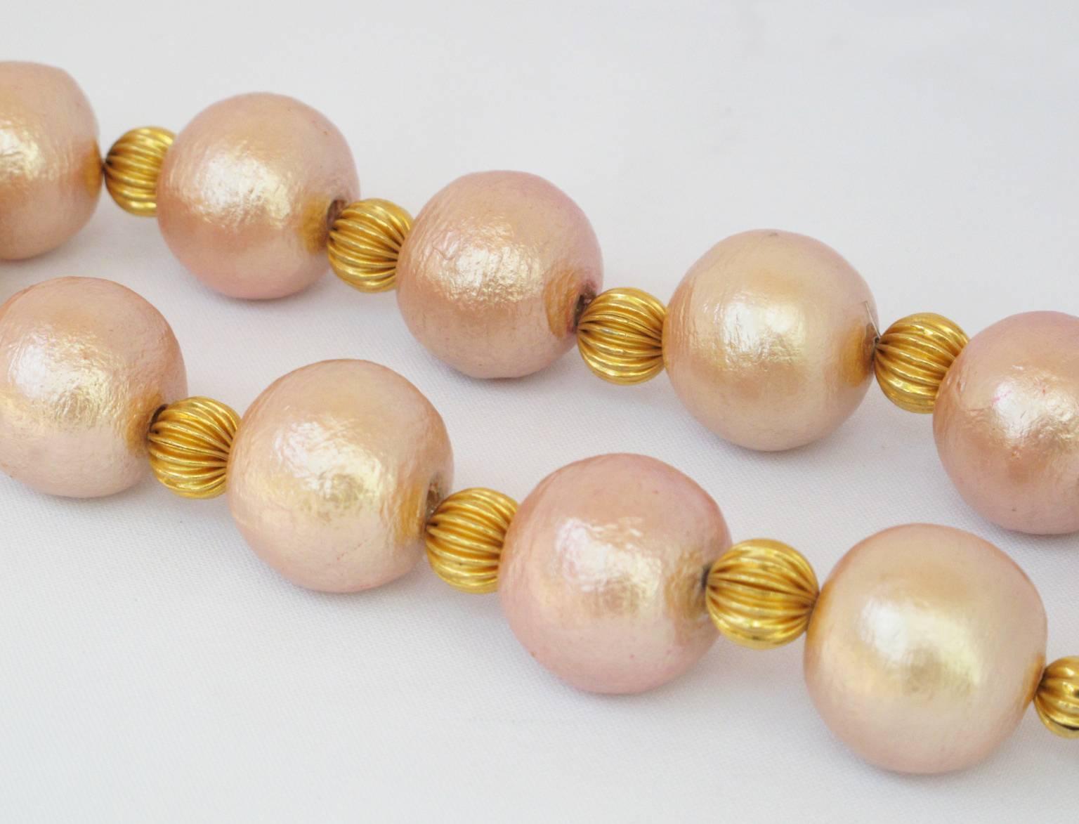 Guy Laroche Paris Couture Necklace Powder Pink Beads Mother of Pearl Pattern 1