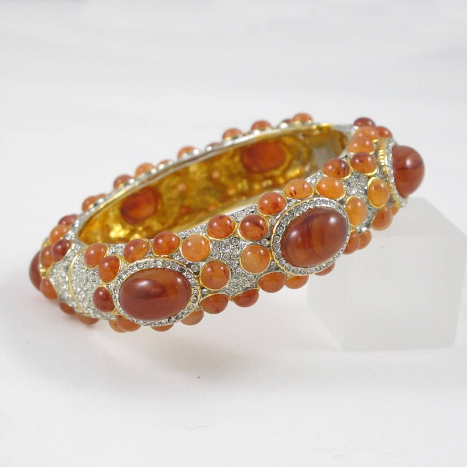 Kenneth Jay Lane Grace Collection Jeweled Clamper Bracelet Bangle  In Excellent Condition In Atlanta, GA