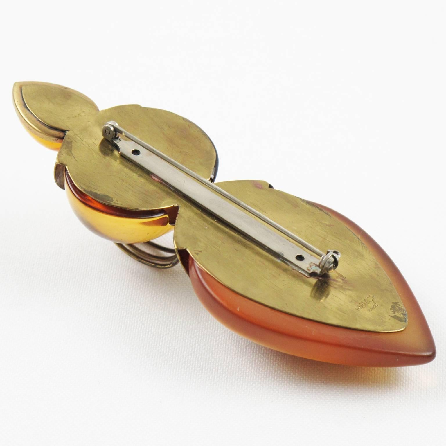 Vintage Fabrice Paris Signed Pin Brooch Brass & Honey Amber Resin In Excellent Condition In Atlanta, GA