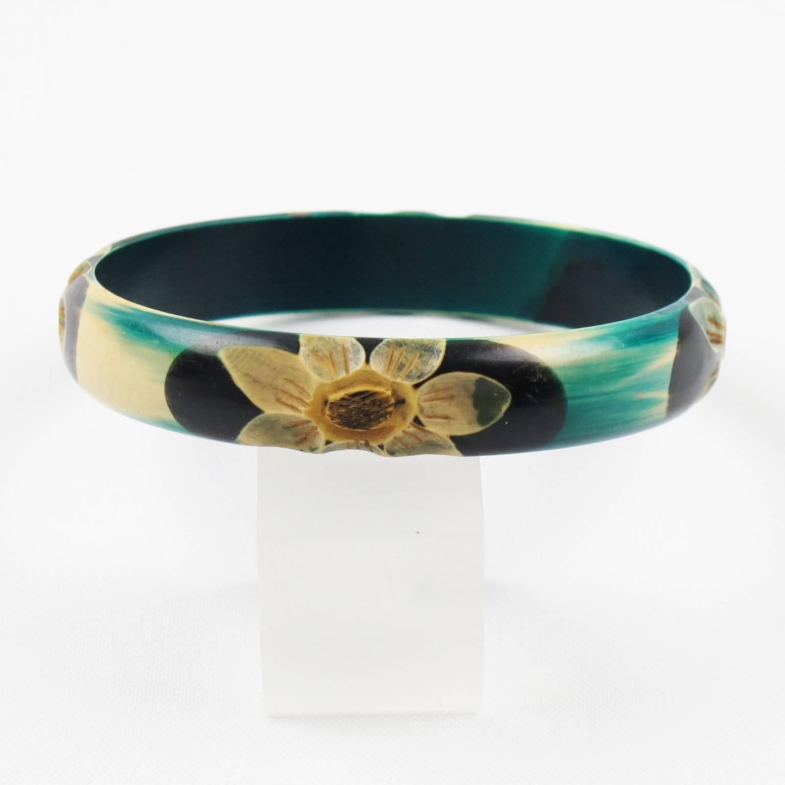 French Art Deco Celluloid Carved Bracelet Bangle Teal Floral Design circa 1925s In Excellent Condition In Atlanta, GA