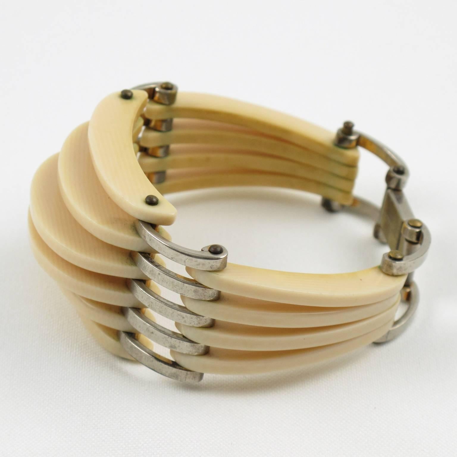 Sculptural French Art Deco White Galalith & Chrome Carved Grill Bracelet 1