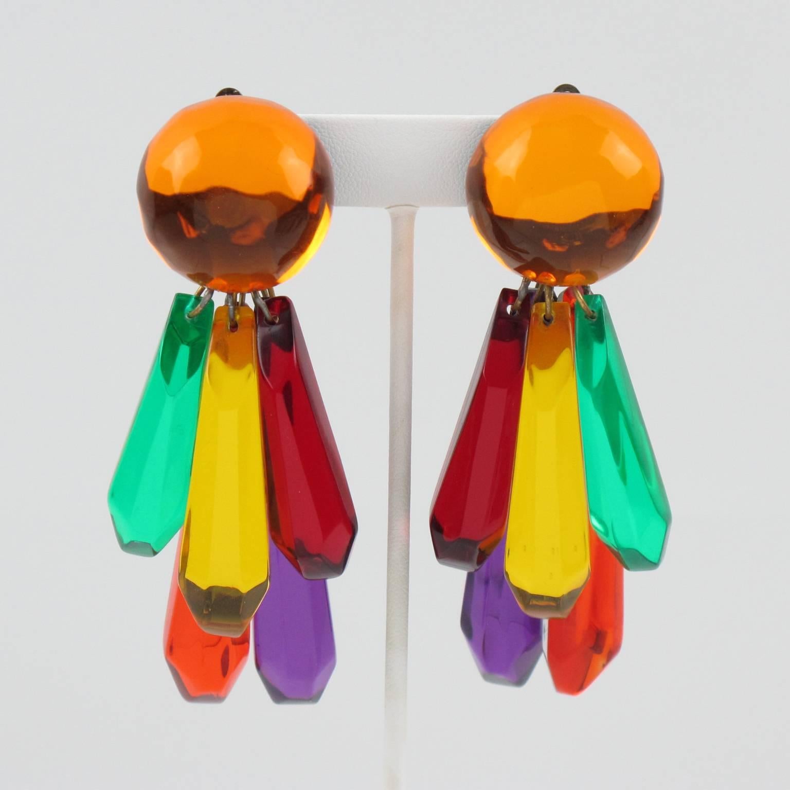 Chandelier Multicolor Lucite Clip on Earrings by Harriet Bauknight for Kaso In Excellent Condition In Atlanta, GA