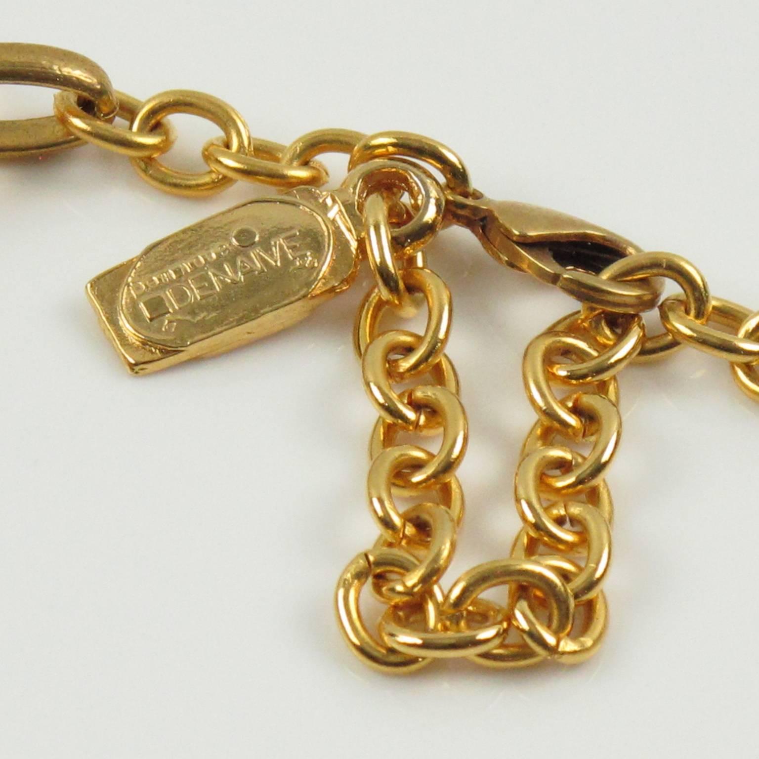  Dominique Denaive Paris Collier ras du cou en résine signé Breloques couleur abricot Unisexe 