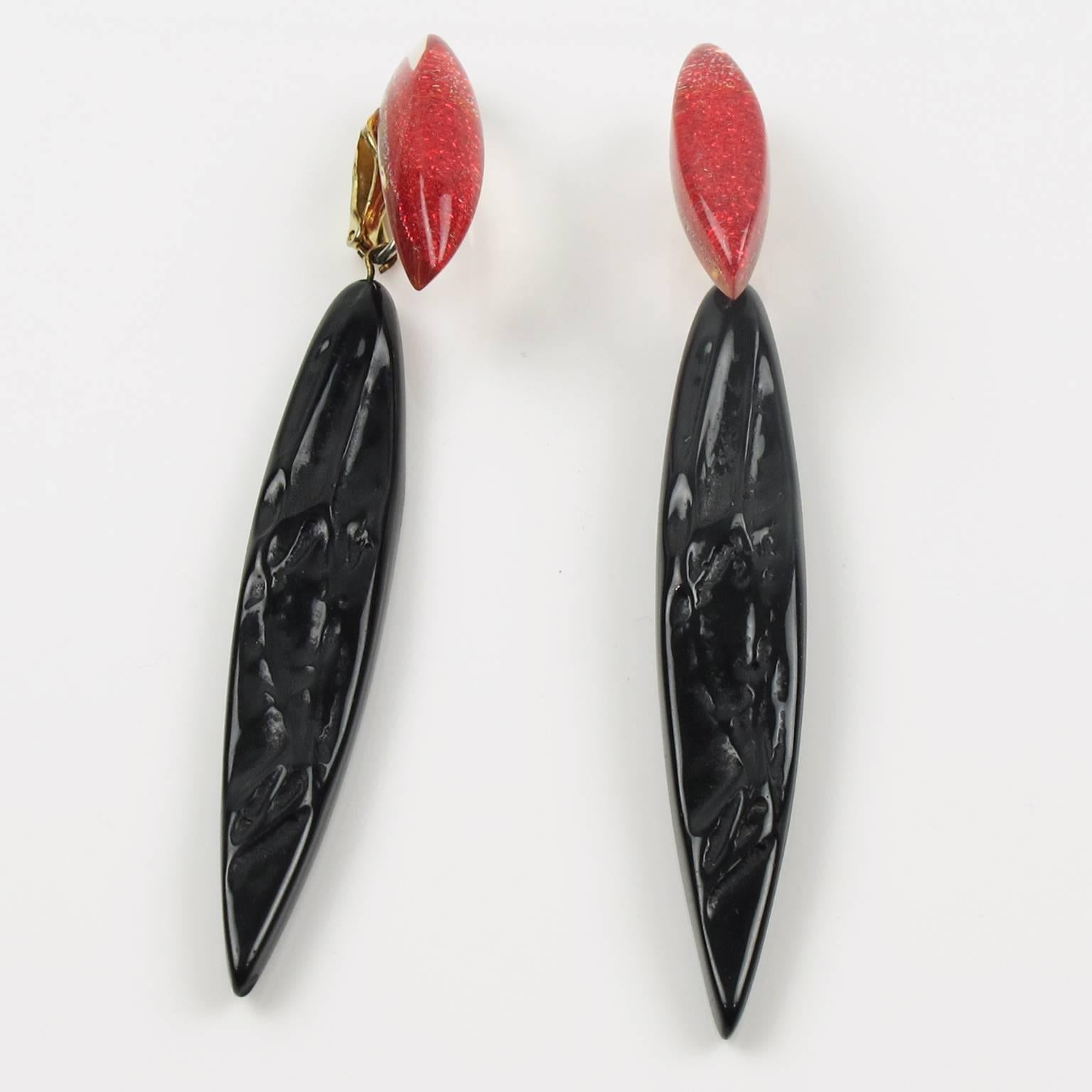 Modernist Oversized Shoulder Duster Black Resin & Red Glitter Lucite Clip on Earrings