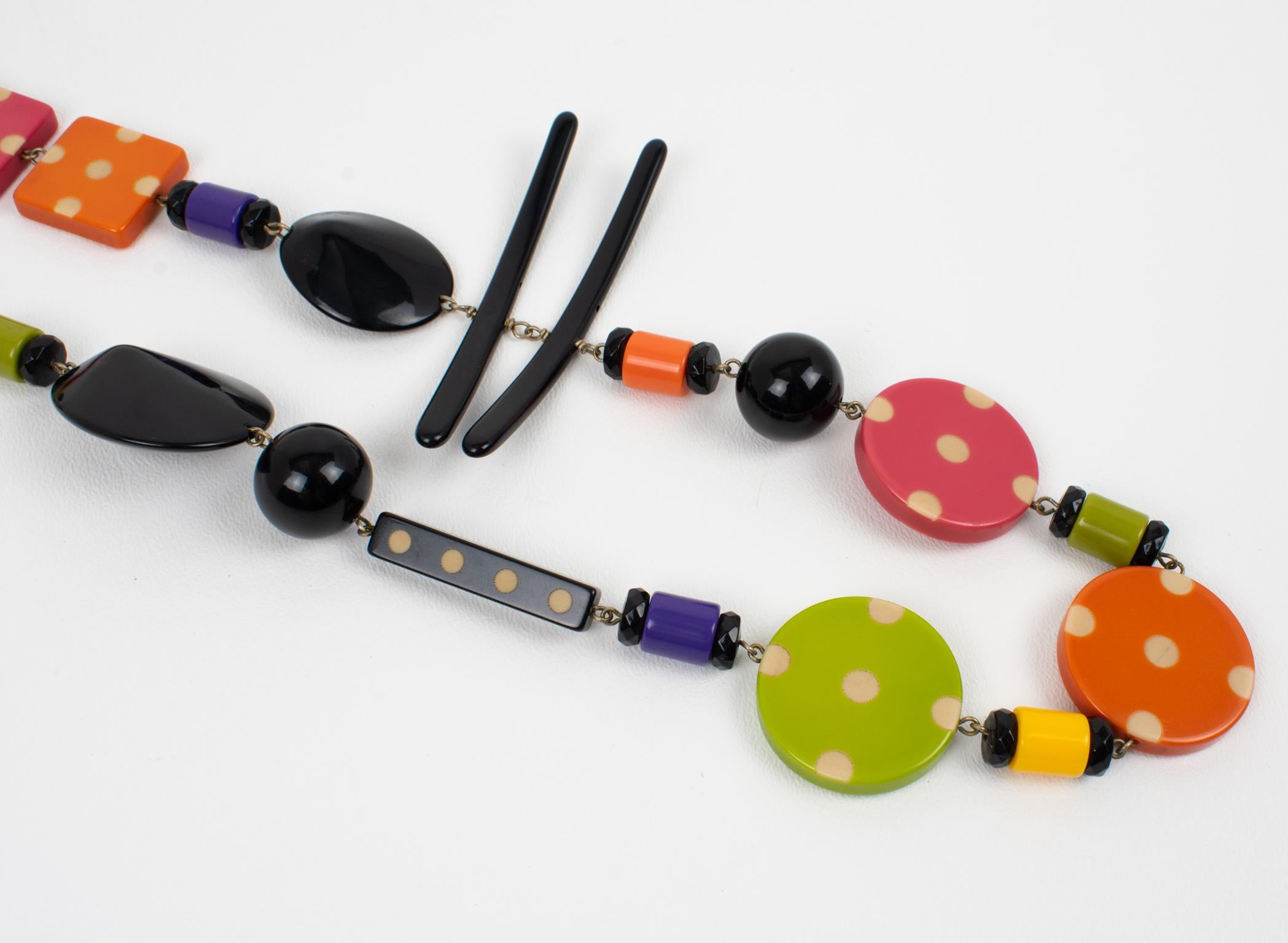 Angela Caputi, collier extra long en résine multicolore à motif ludique en vente 1