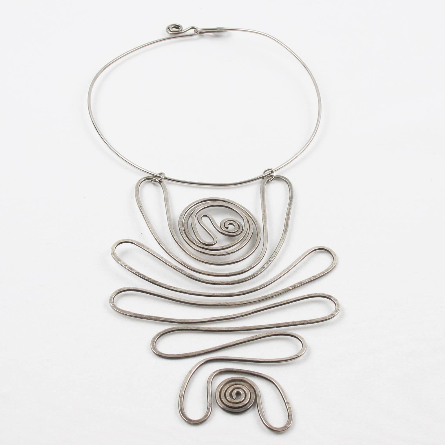 Mid Century Space Age Stainless Steel Modernist Wire Dog Collar Pendant Necklace 2