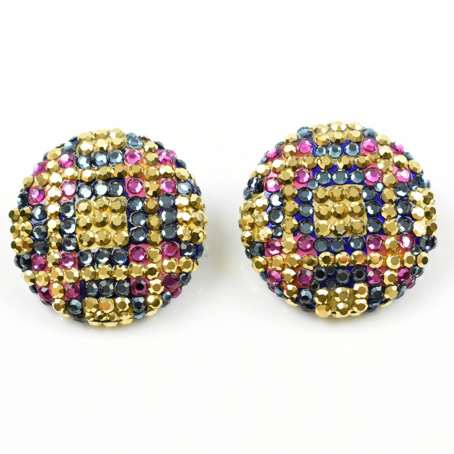 Richard Kerr Dangle Clip on Earrings Couture Color Crystal Rhinestones Paved In Excellent Condition In Atlanta, GA