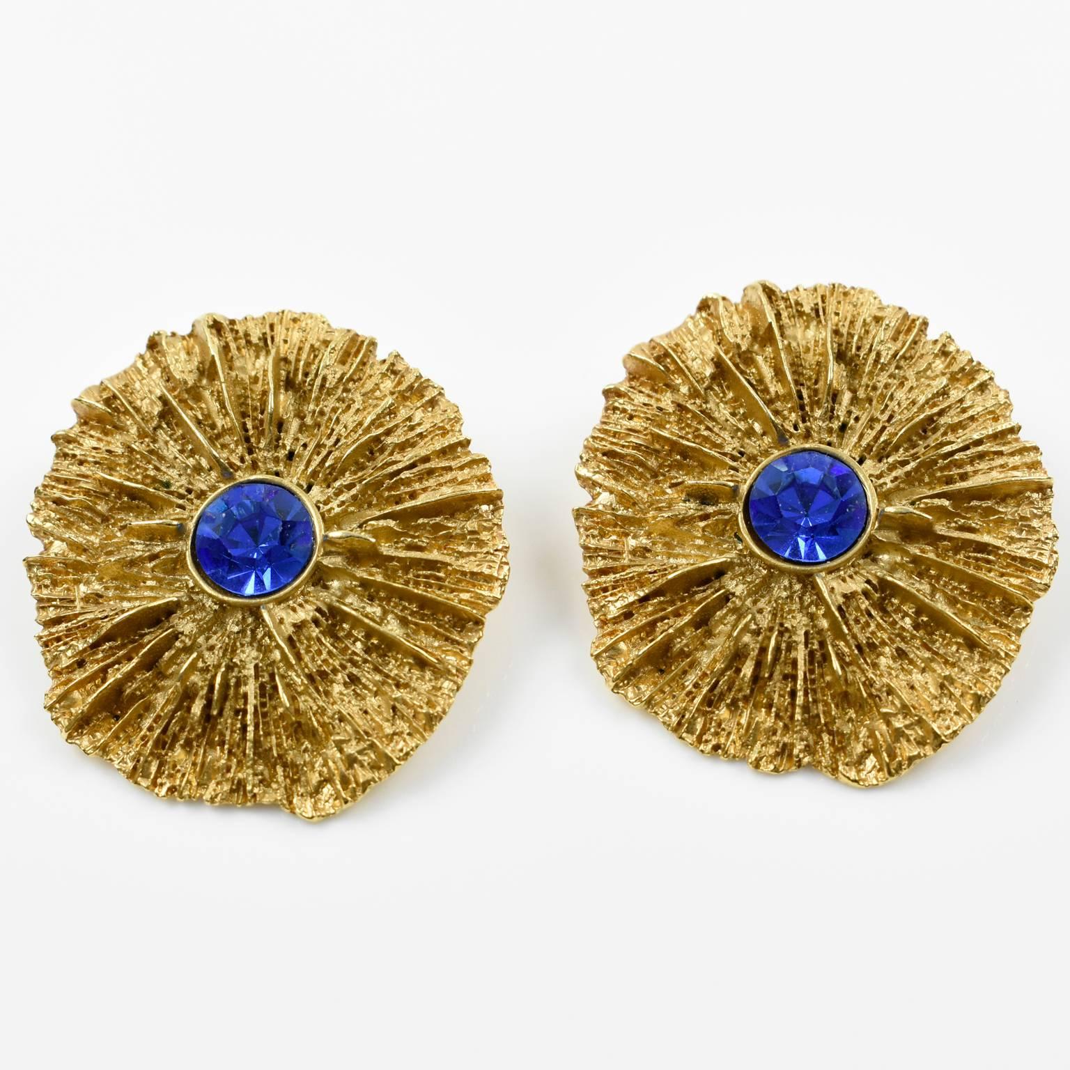 Yves Saint Laurent YSL Textured Gilt Metal Blue Rhinestone Clip on Earrings   In Excellent Condition In Atlanta, GA