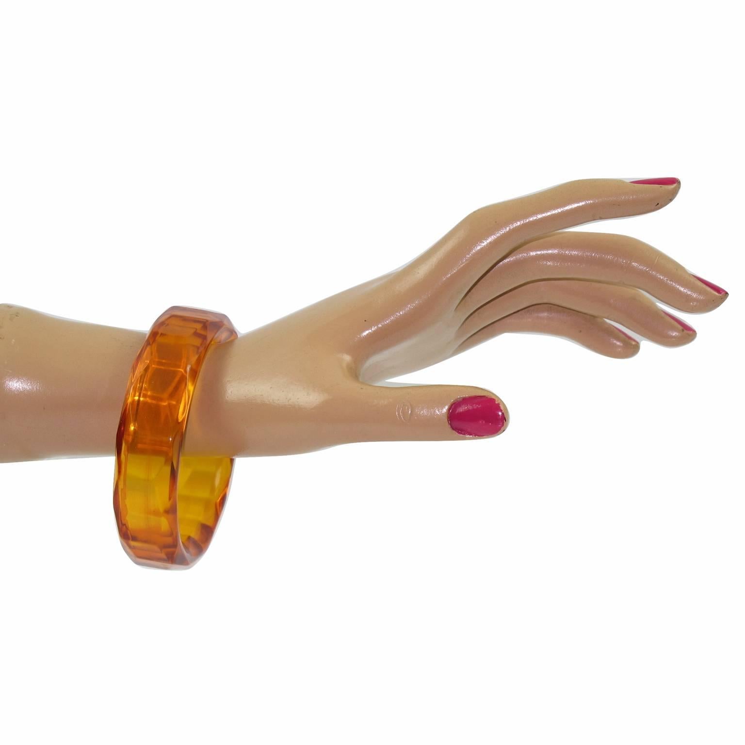 Art Deco Bakelite Bracelet Bangle Faceted Carved Design Transparent Prystal Orangeade