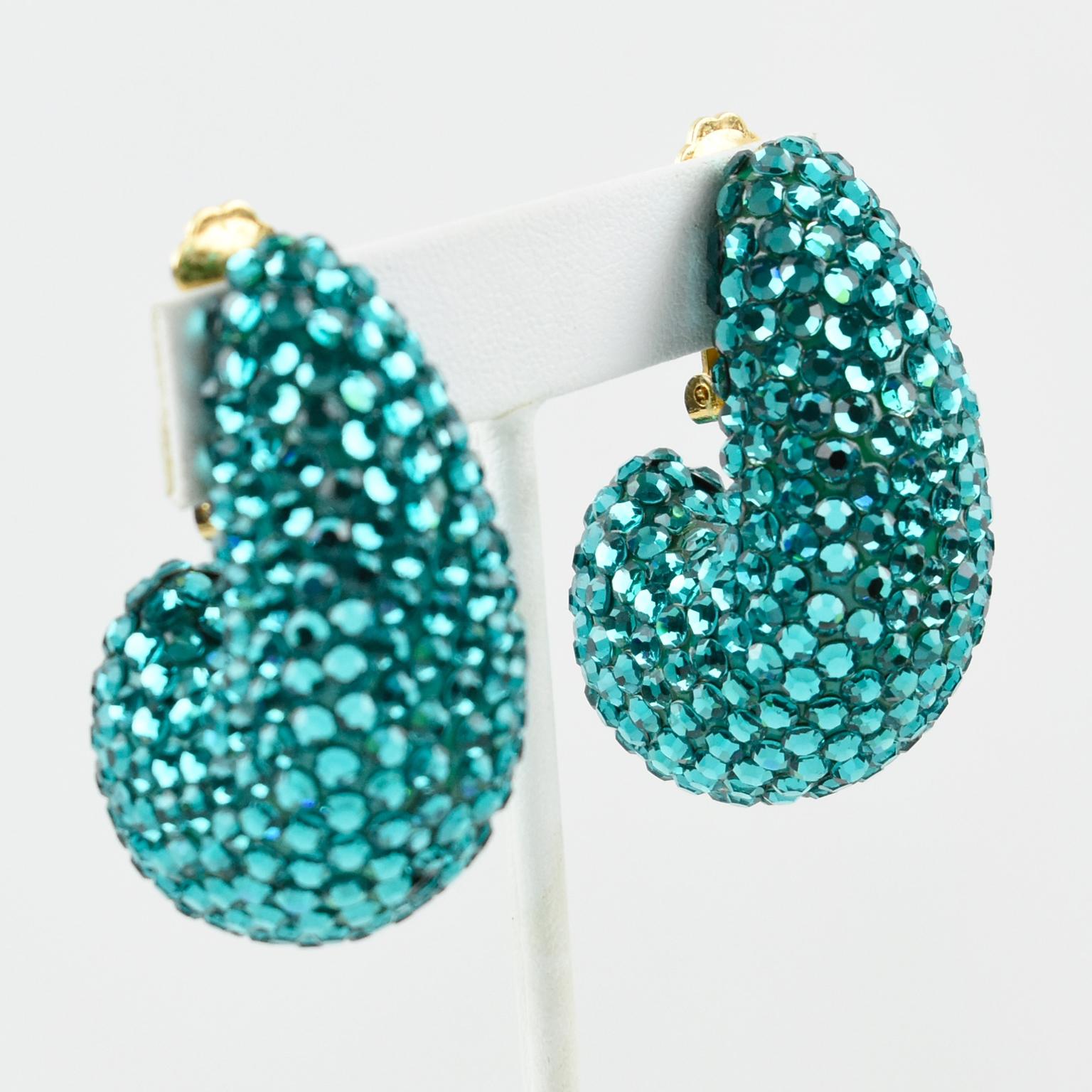 Richard Kerr 1980s Nautilus Shaped Turquoise Crystal Paved Clip on Earrings In Excellent Condition In Atlanta, GA