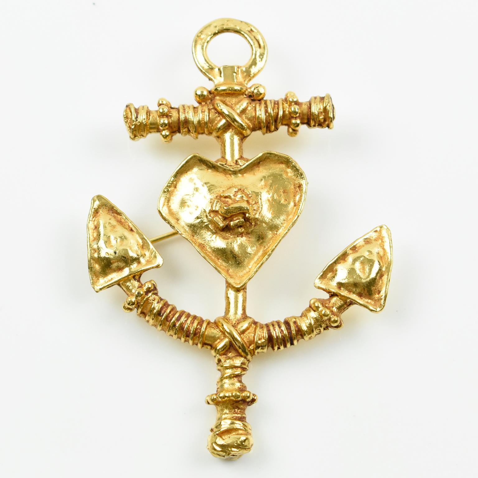 Christian Lacroix Paris Signed Large Gilt Metal Anchor Pin Brooch with Heart In Excellent Condition In Atlanta, GA