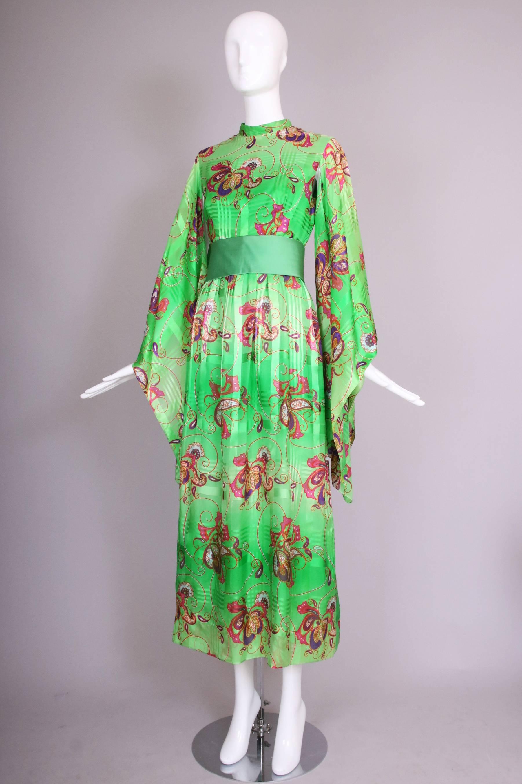 Mollie Parnis Green Silk Printed Maxi Dress w/Angel Wing Sleeves In Excellent Condition In Studio City, CA
