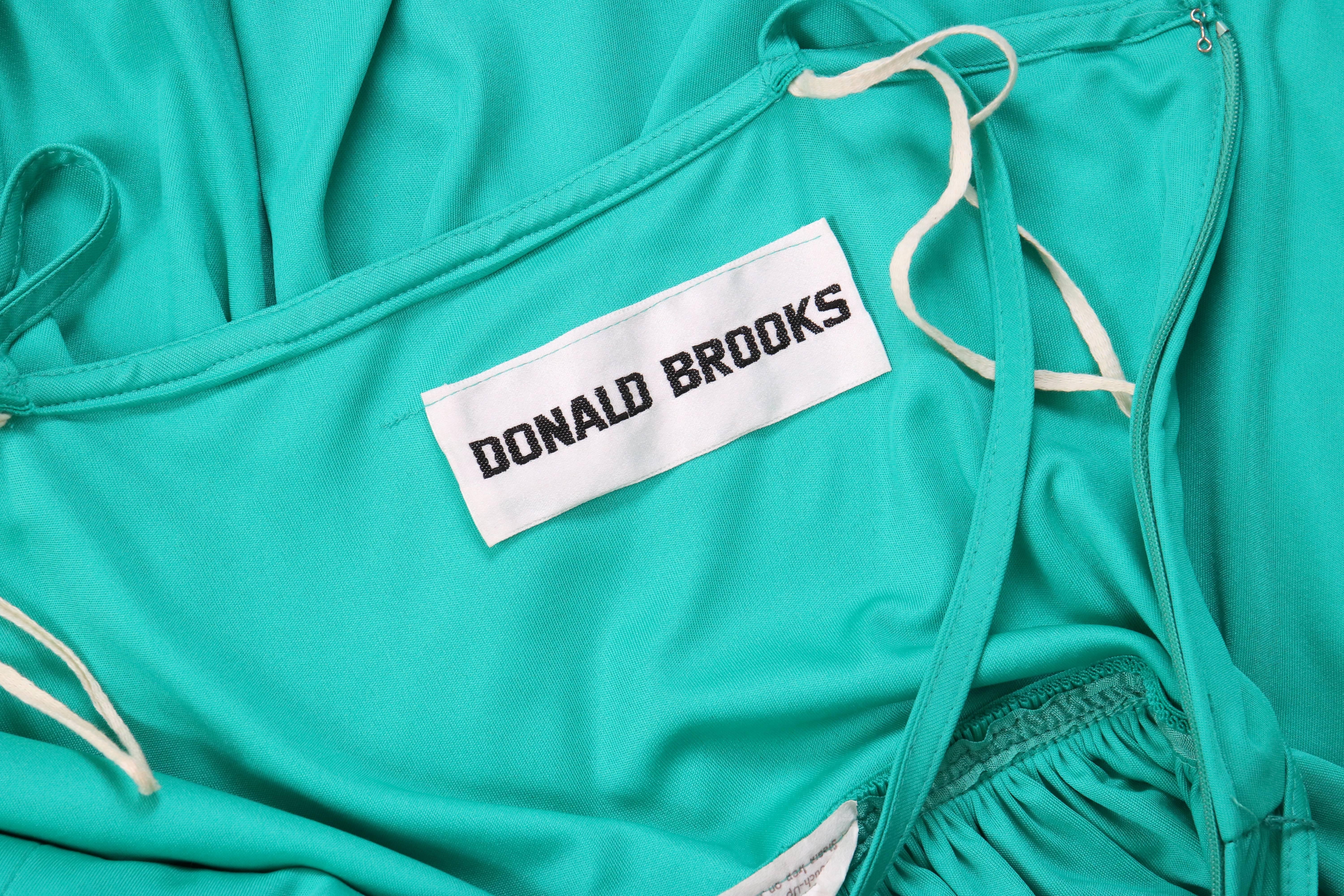 Women's Donald Brooks Green Jersey Dress w/Spaghetti Straps And Matching Shawl