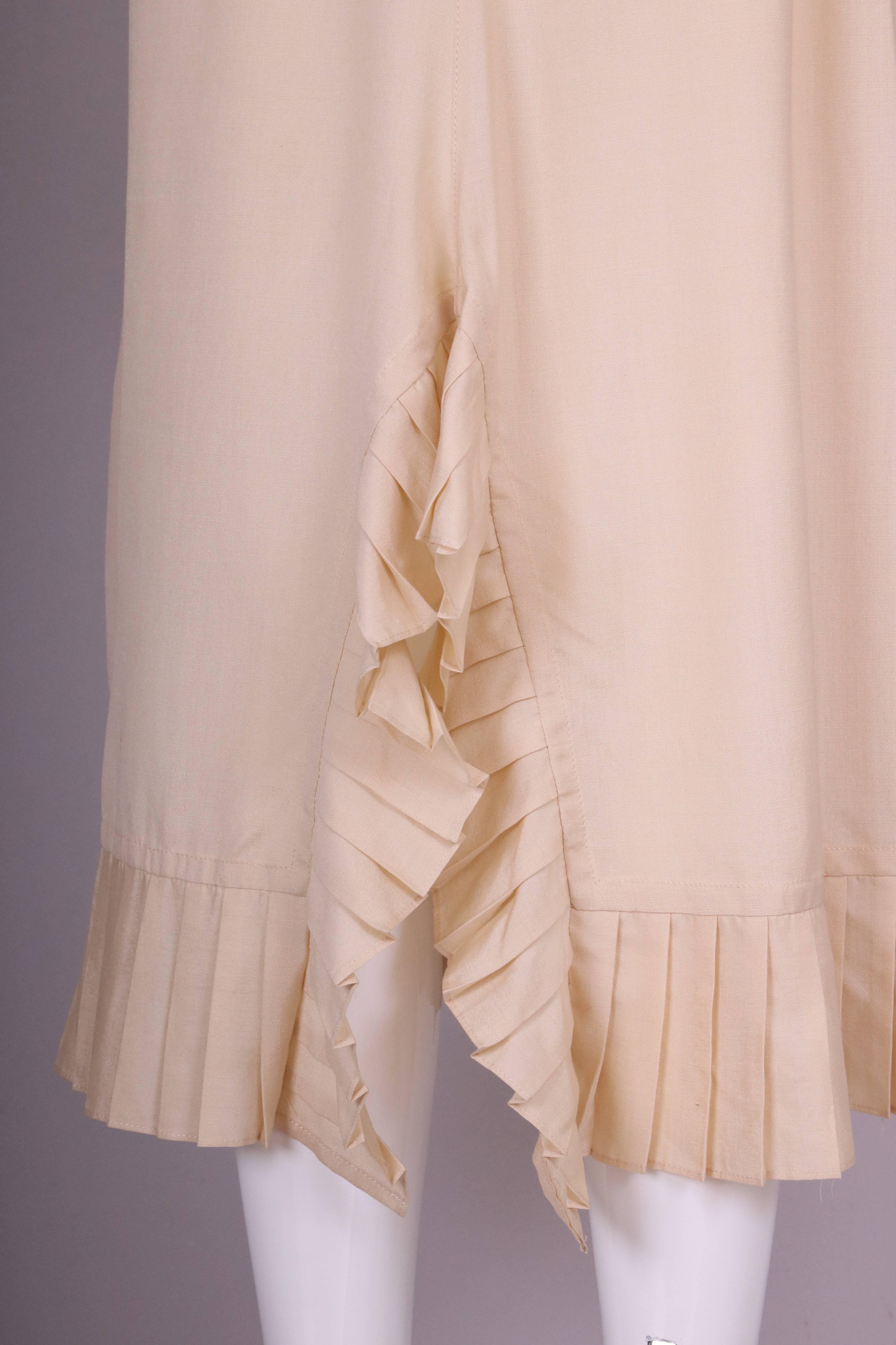 Matsuda Creme Dress Coat w/Geometric Ruffled Trim In Excellent Condition For Sale In Studio City, CA