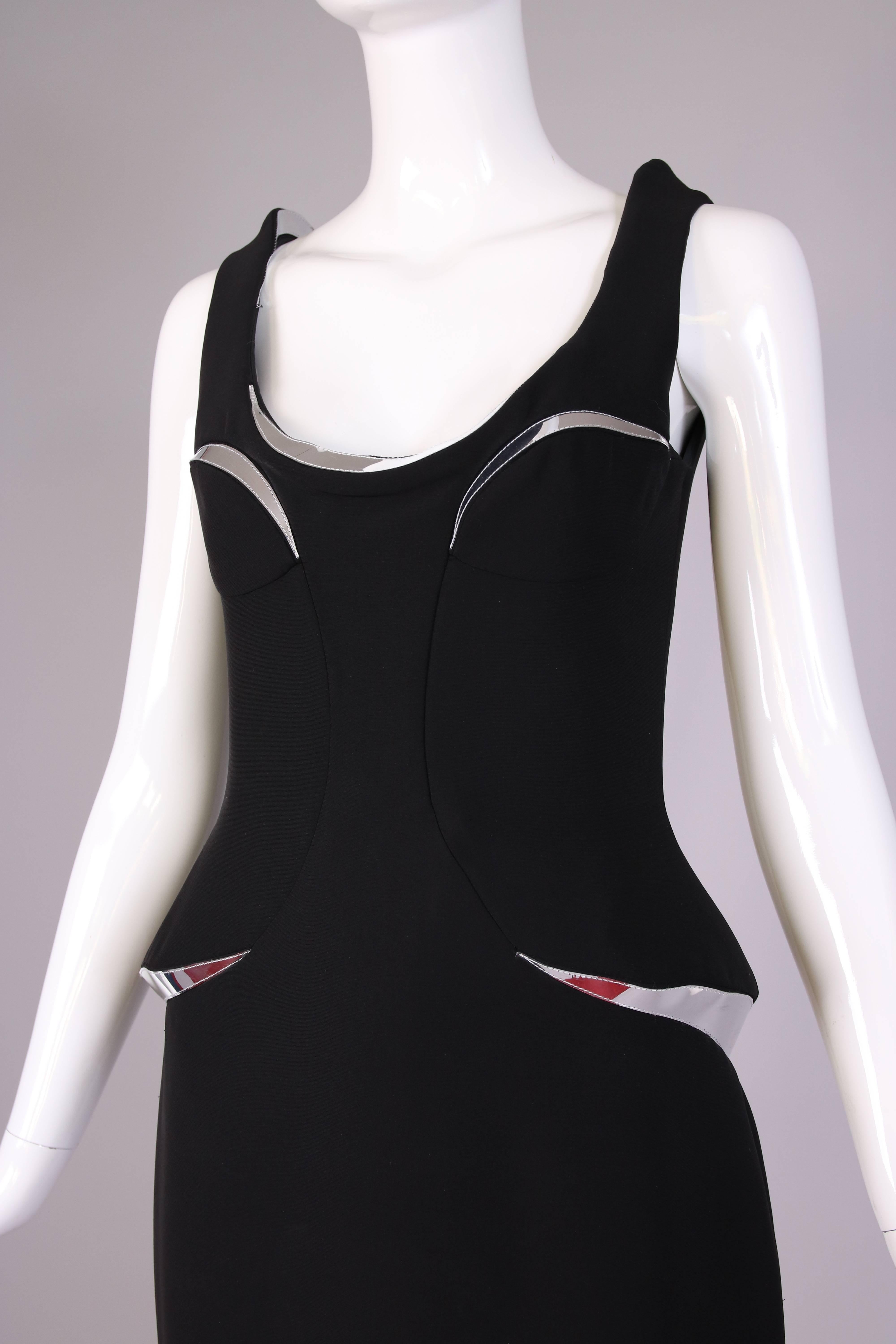 Versace Bodycon Mini Vestido Negro con Inserciones Plateadas - Nuevo Con Etiquetas en venta 1