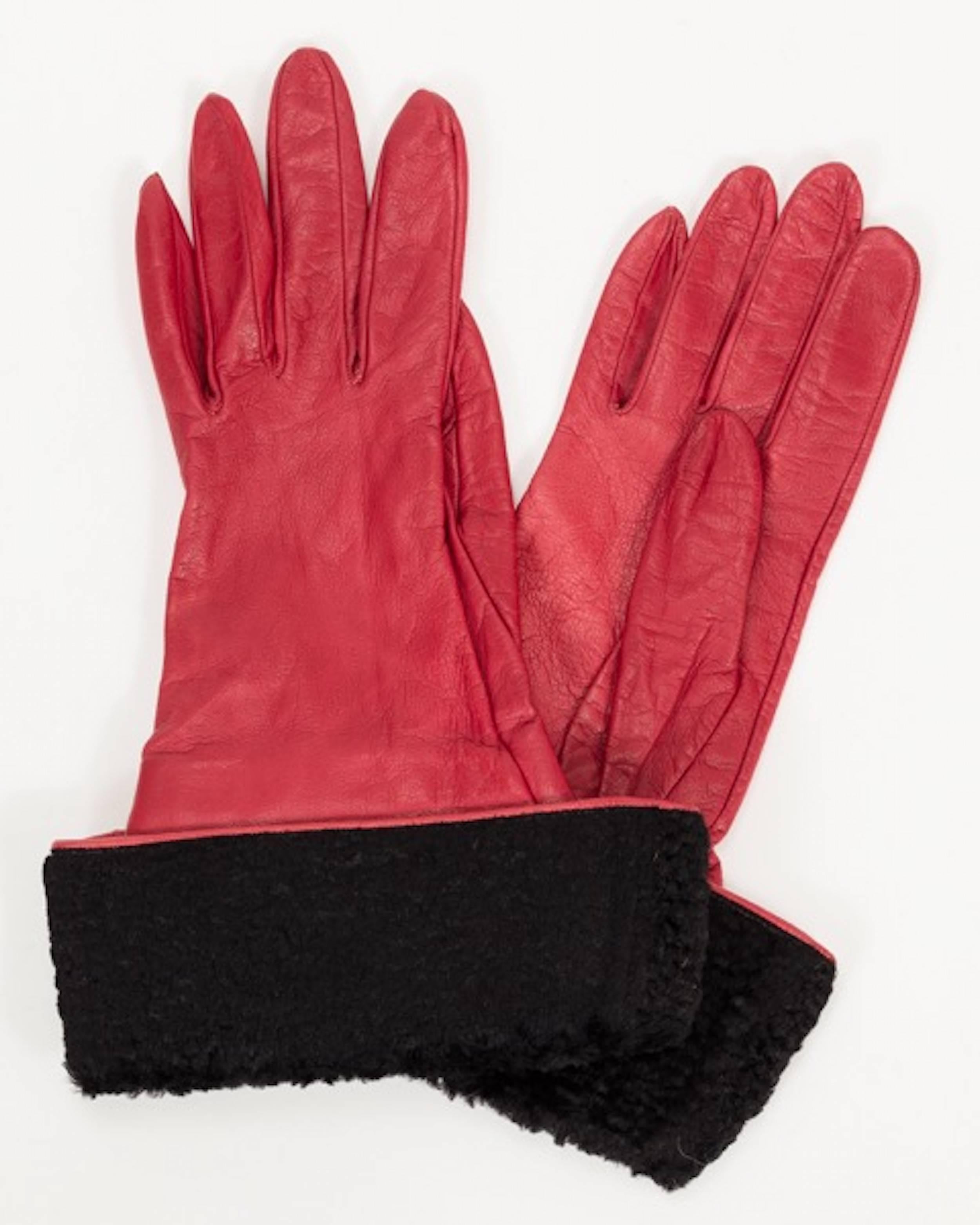 Yves Saint Laurent YSL Red Leather Gloves w/Sheared Mongolian Fur Trim In Excellent Condition In Studio City, CA