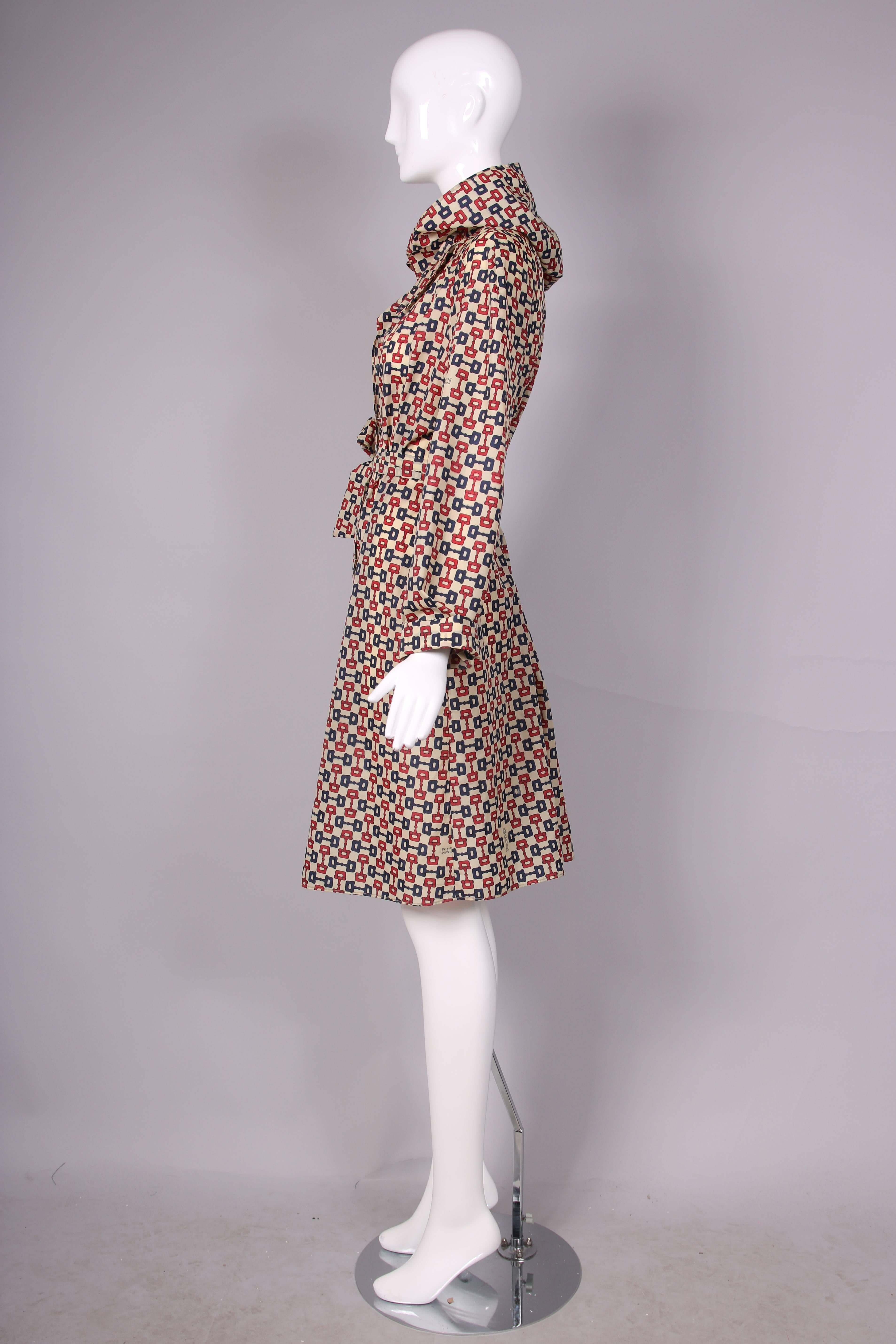 Women's 1970’s Gucci Iconic Horsebit Print Hooded Raincoat W/Belt