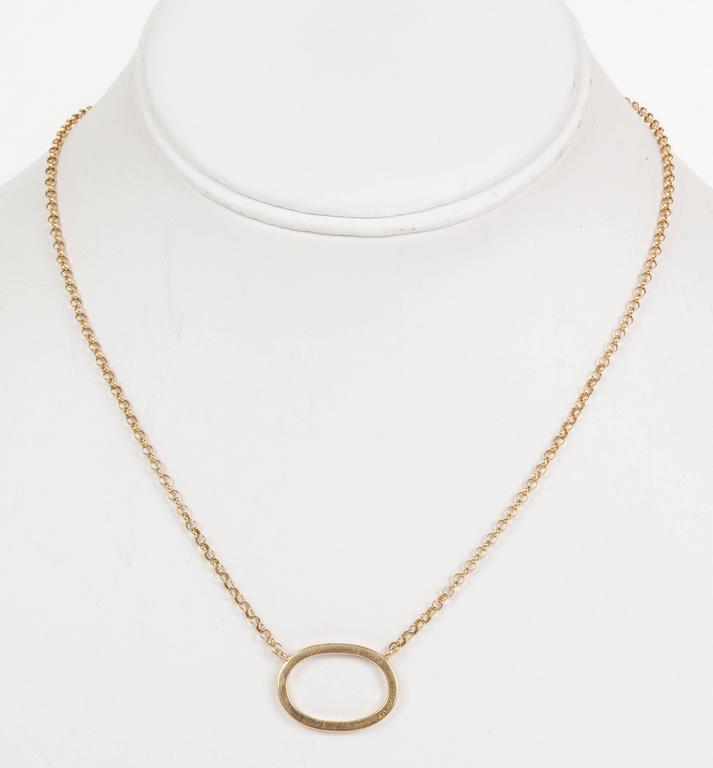 Gucci 18K Yellow Gold Oval Pendant Necklace For Sale at 1stDibs | 18k ...