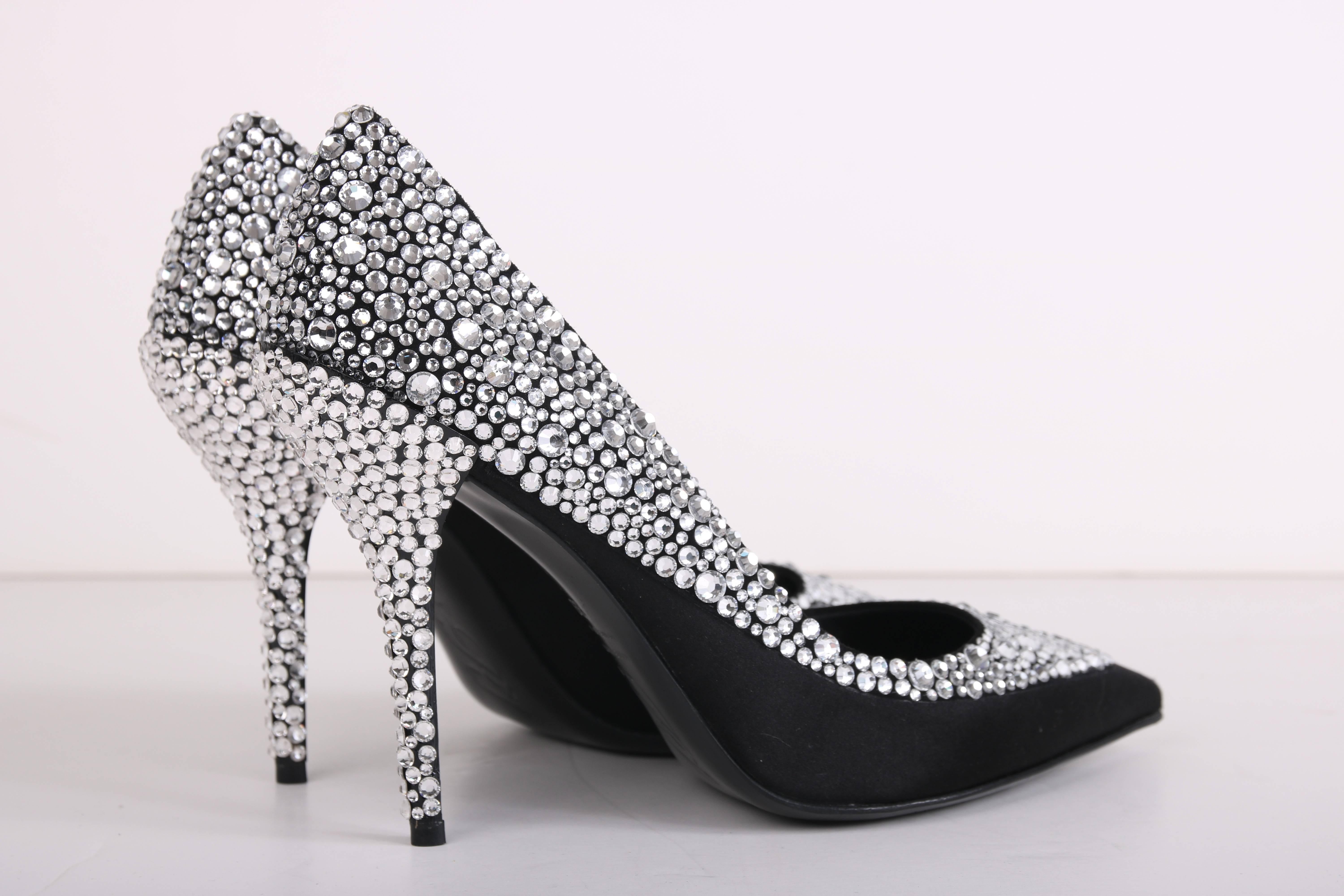 Roger Vivier Black Satin Crystal Encrusted Stiletto In Excellent Condition For Sale In Studio City, CA