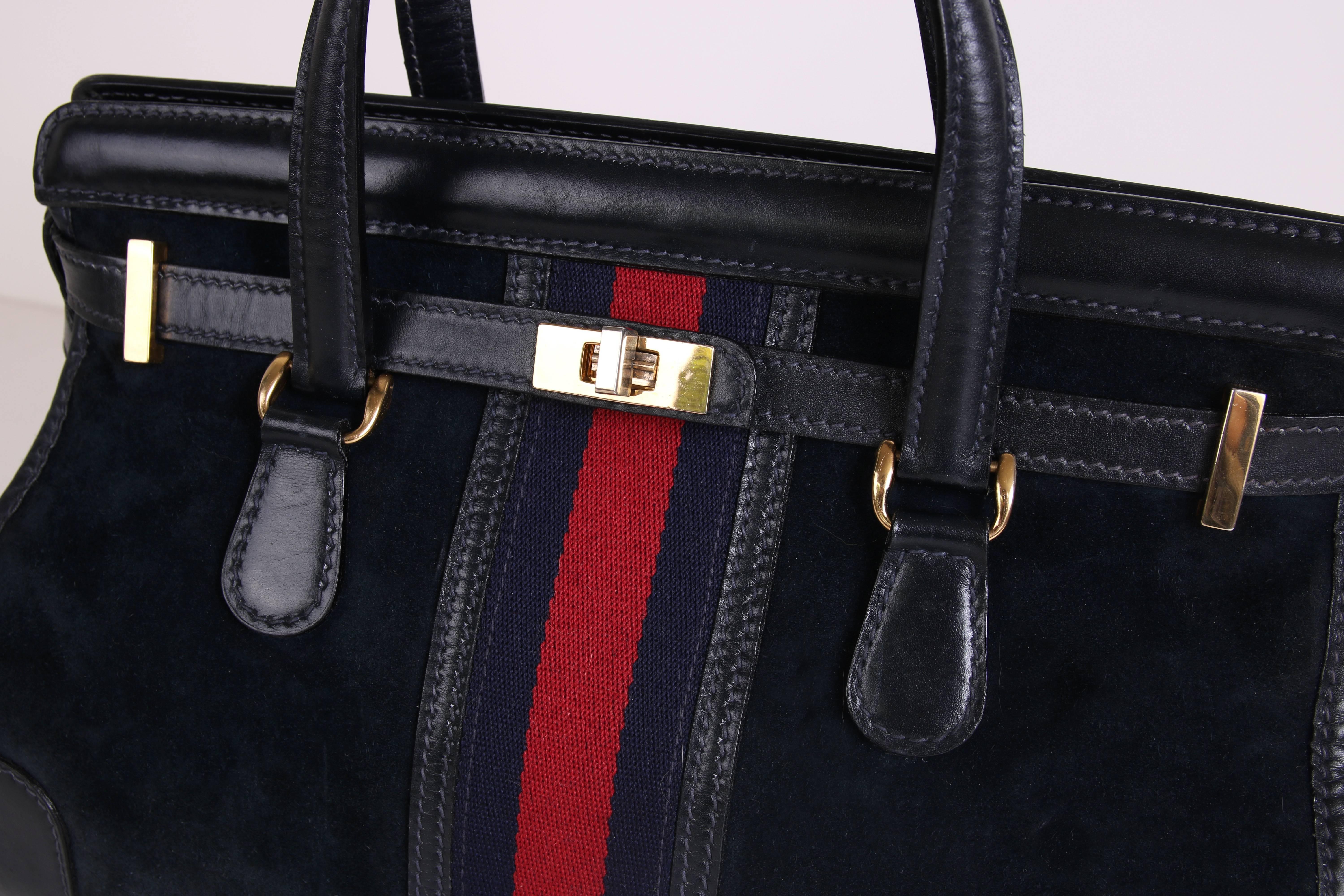 Rare 1970s Gucci Navy Blue Suede Doctor's Bag Handbag Tote w/Gucci Racer Stripe In Excellent Condition In Studio City, CA