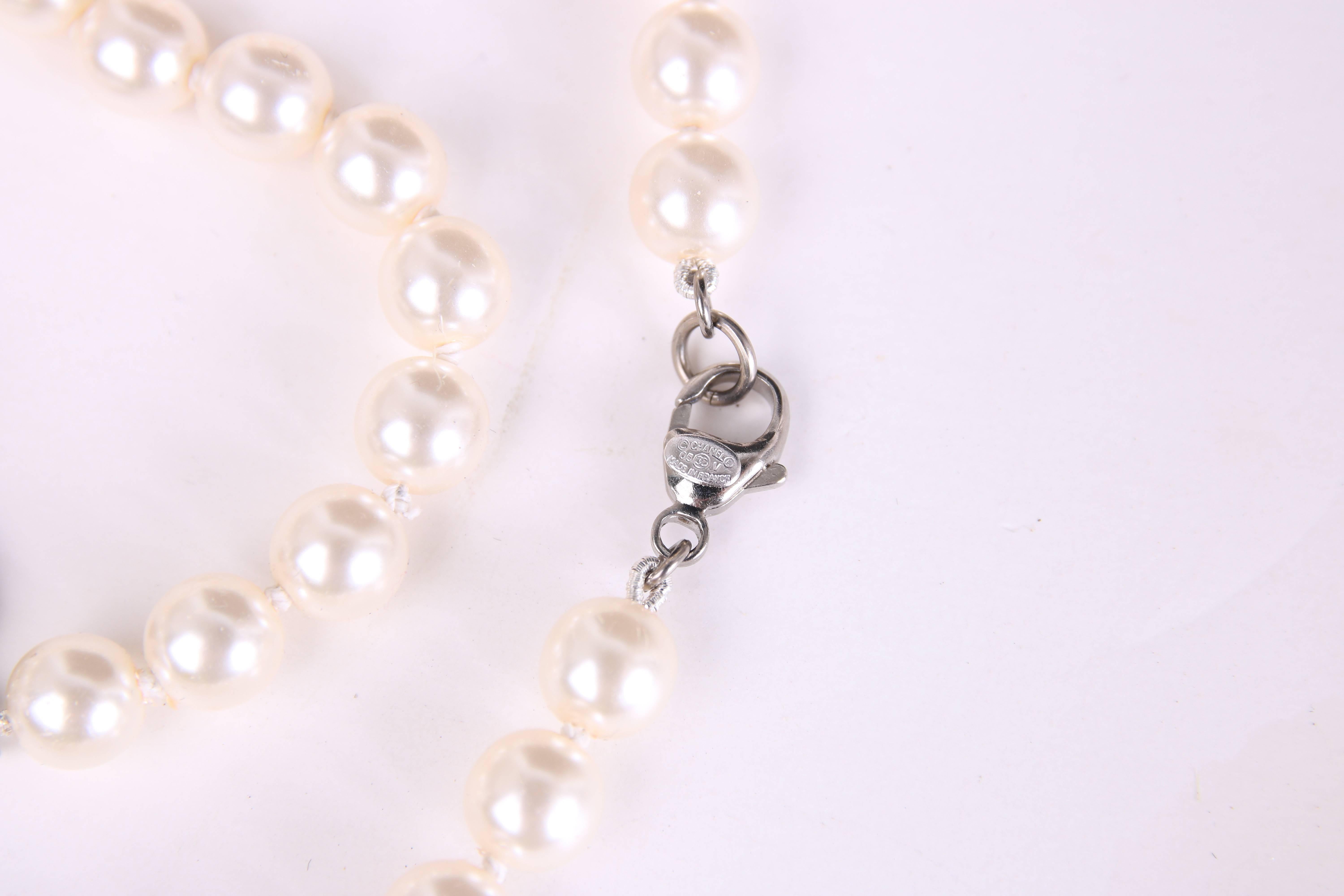 2001 Chanel Pearl Sautoir Necklace W/Silver Tone CC Logos Encrusted w/Crystals 1