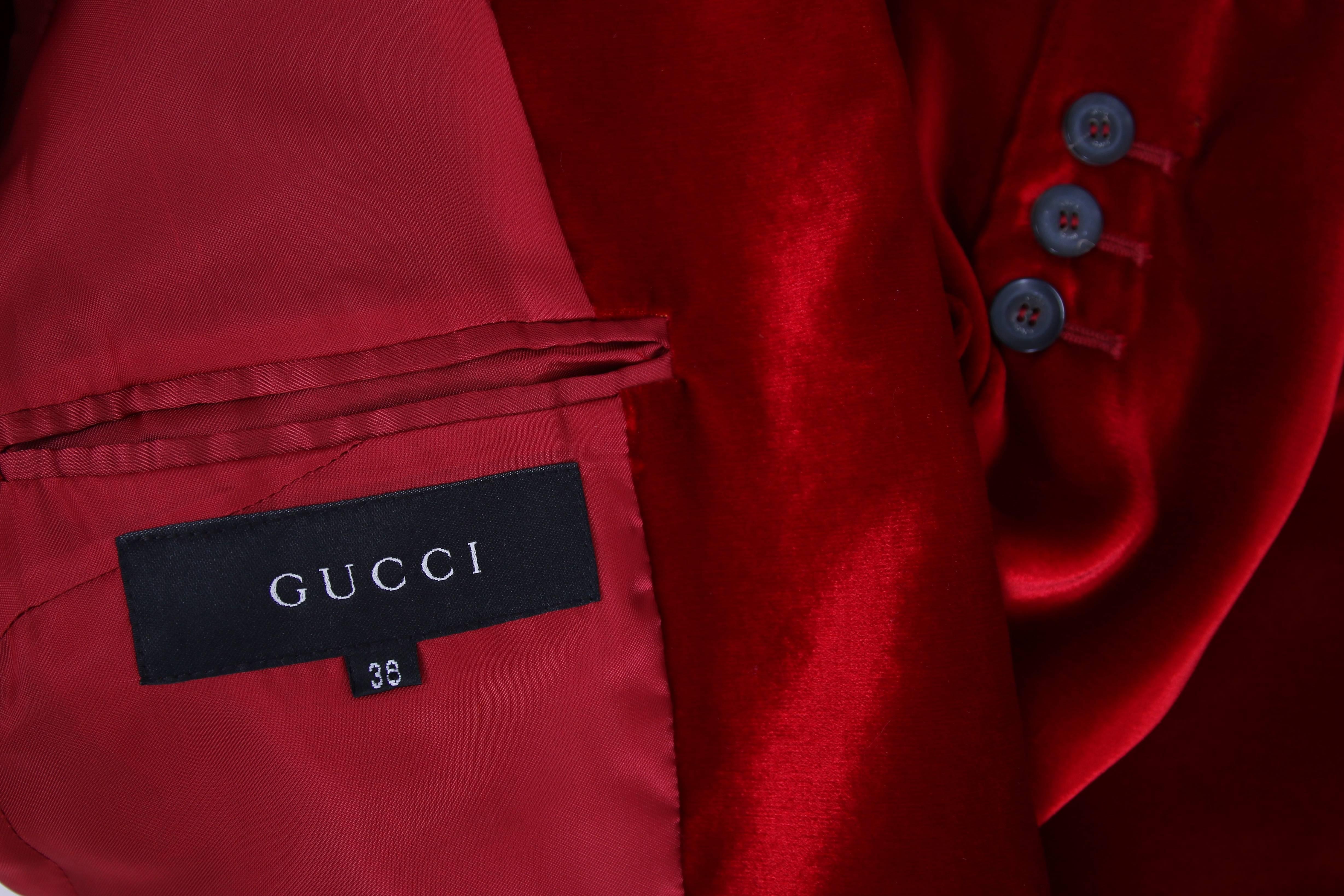 1999 Gucci by Tom Ford Red Velvet Slim Jacket Blazer 4