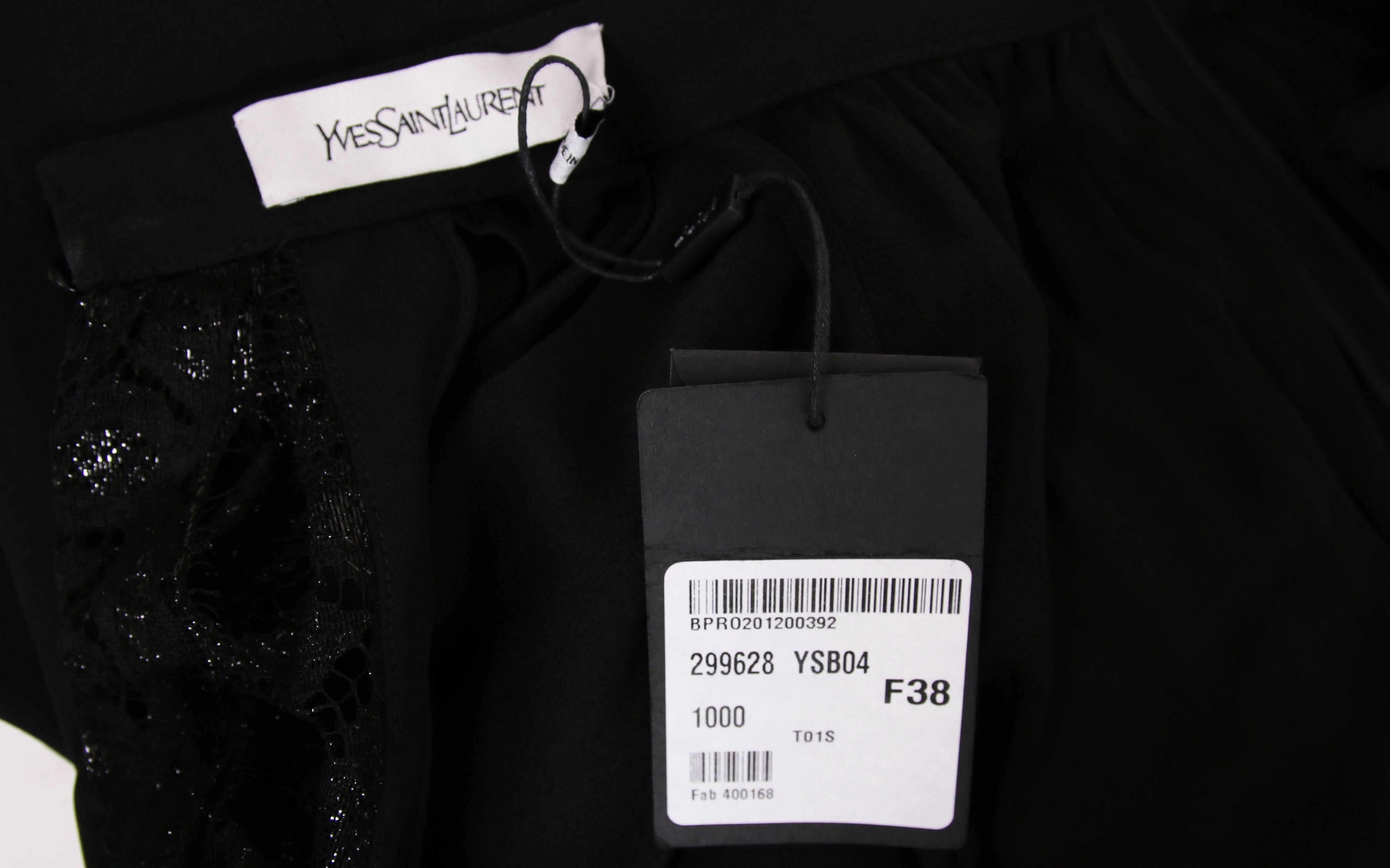 Yves Saint Laurent YSL Combinaison en crêpe noir avec panneau arrière en dentelle à effet d'illusion, 2012  Pour femmes en vente