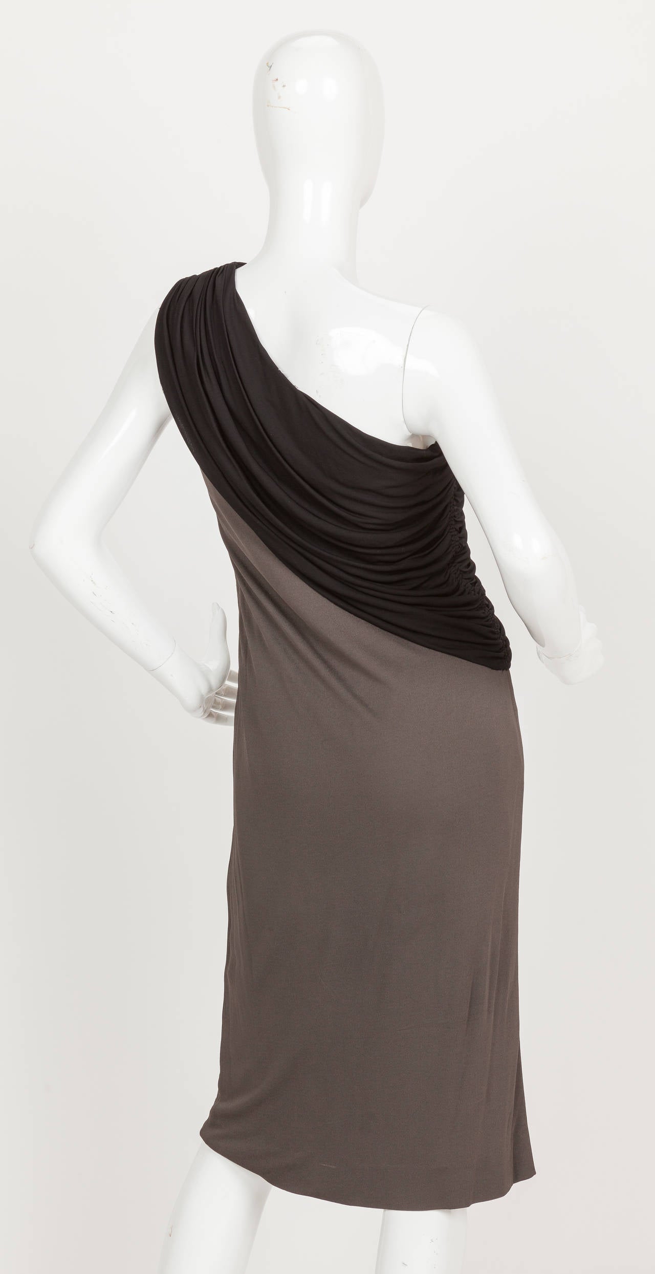 Madame Gres Black & Grey Silk Jersey Dress w/Pleated Draped Bodice ca.1970's In Good Condition For Sale In Studio City, CA