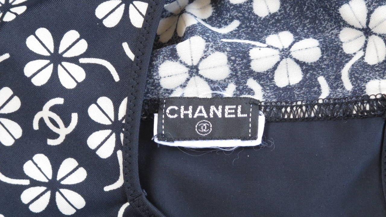 Chanel Clover CC Logo Print Dress In Excellent Condition In Studio City, CA