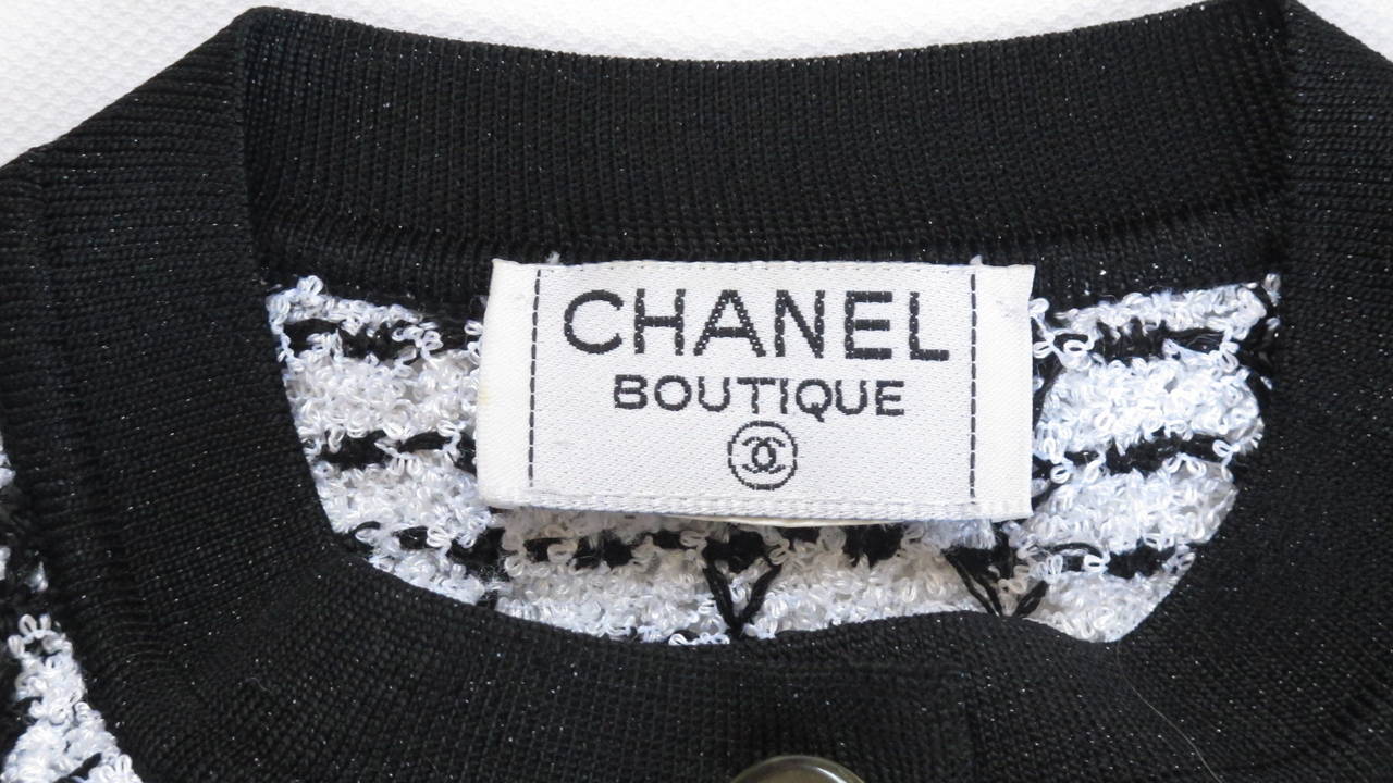 Chanel Black & White Boucle Tweed Cardigan Top Sweater 2