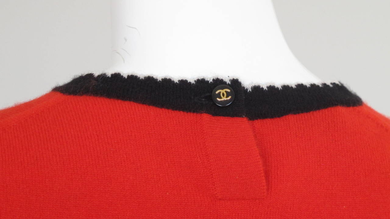 Chanel Red Cashmere Twinset w/Black & White Trim & CC Logo Buttons In Excellent Condition In Studio City, CA