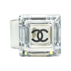 05A Chanel Lucite Cocktail Ring w/Faceted Crystal & Chanel CC Logo Detail