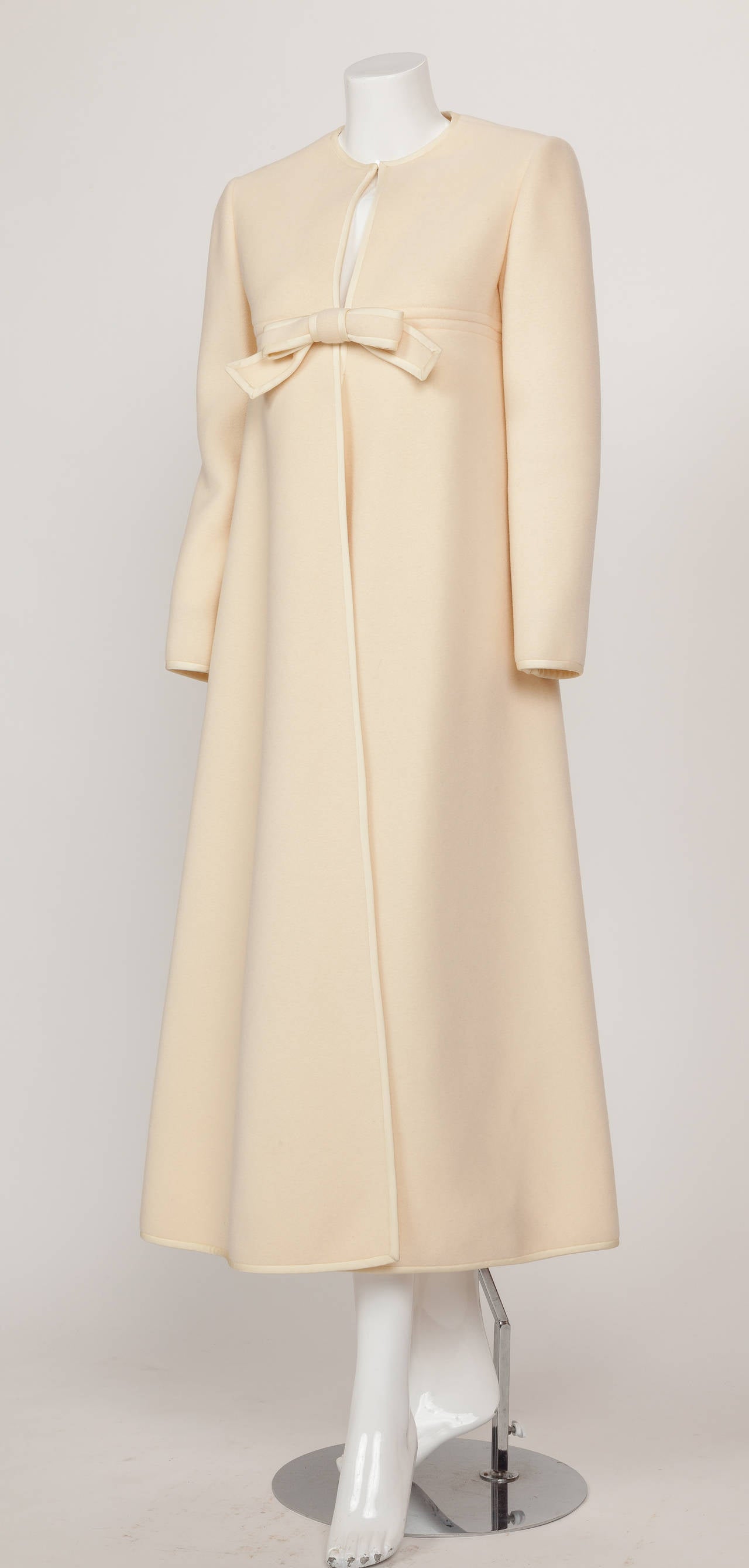 1960s Pierre Cardin A-Line Creme Melton Wool Coat w/Bow and Silky Trim In Excellent Condition In Studio City, CA