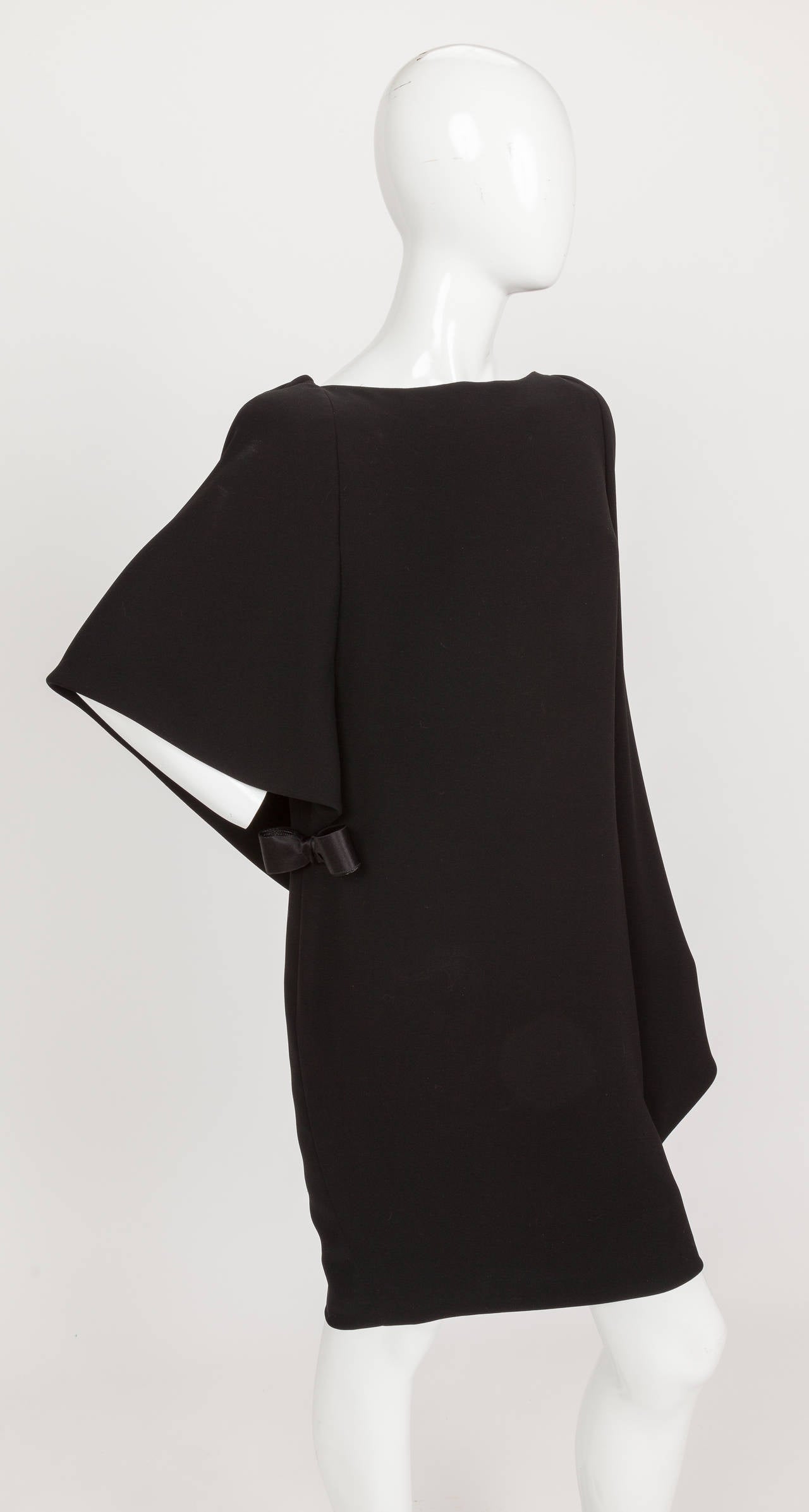 Pierre Cardin Haute Couture Asymmetric Silk Cocktail Dress w/Cape ca. 1992 In Excellent Condition In Studio City, CA