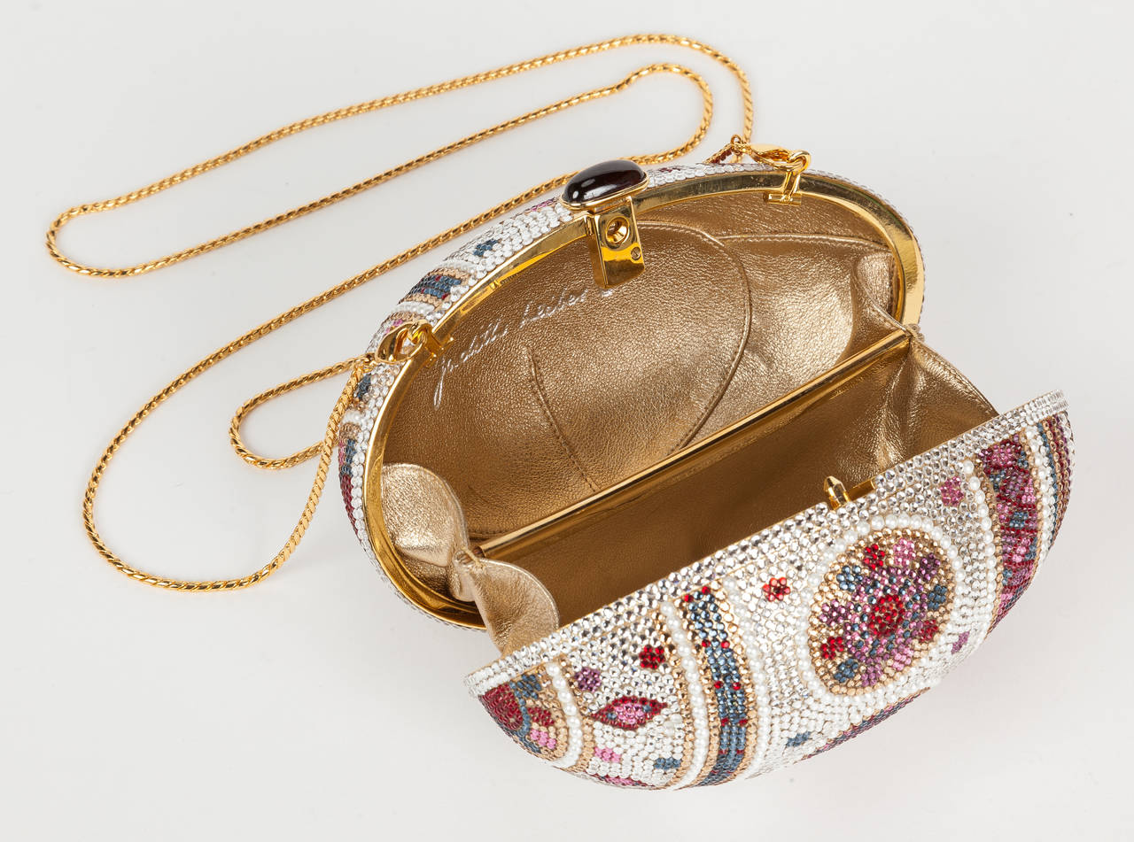 judith leiber egg purse