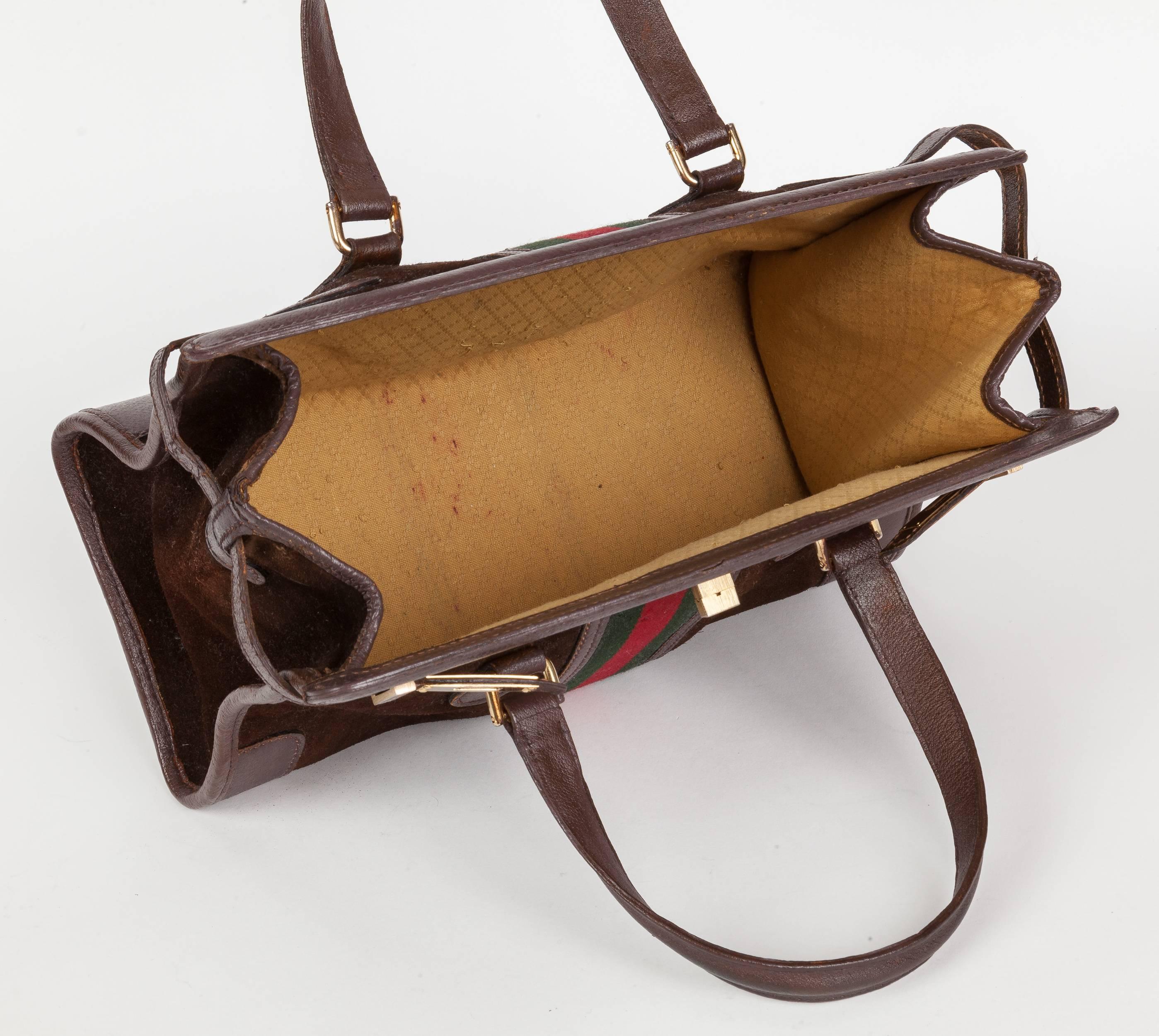 Rare 1970s Gucci Brown Suede Doctor's Bag Handbag Tote w/Gucci Racer Stripe In Good Condition In Studio City, CA
