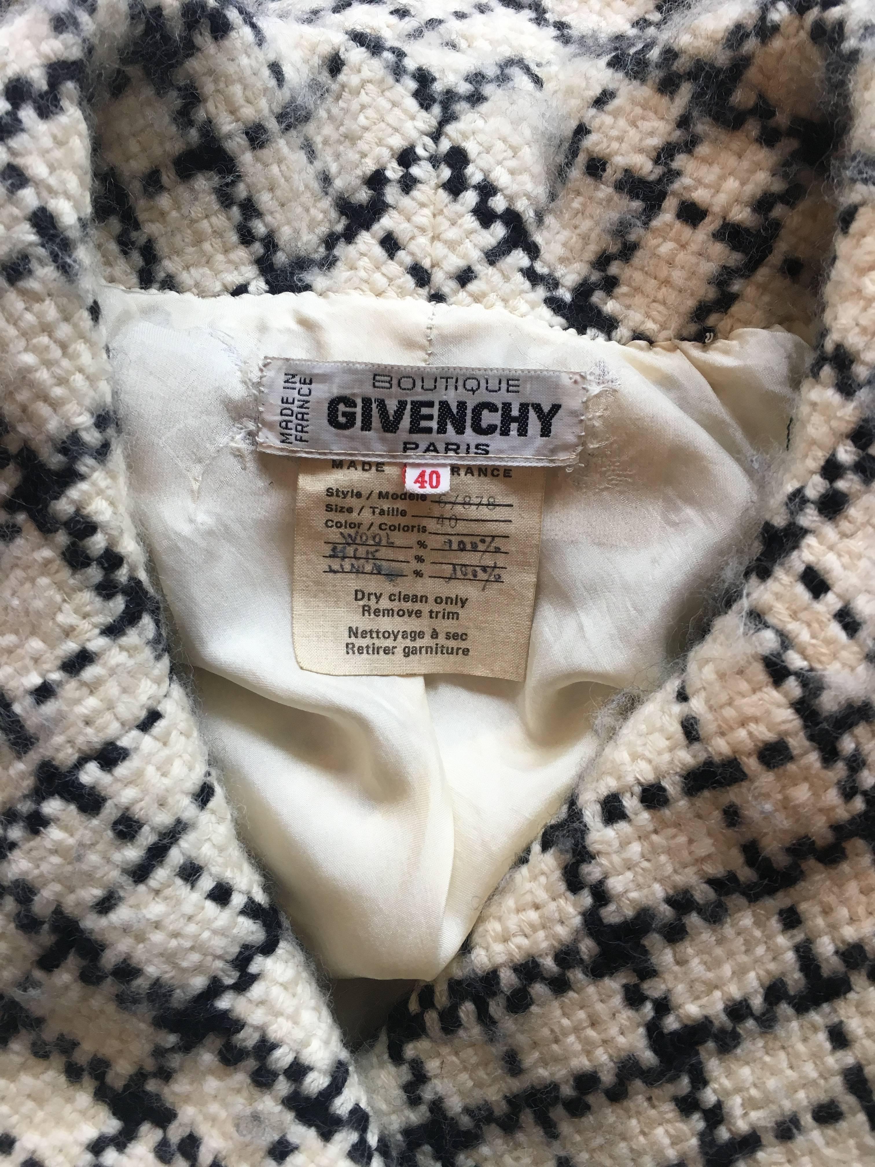 Givenchy Black White Plaid Oversized Collar Jacket with Lycra Sleeve Attachment 1
