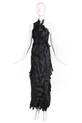 Black One-Shoulder Avant-Garde Gown w/Pattern of Asymmetric Ribbon Design