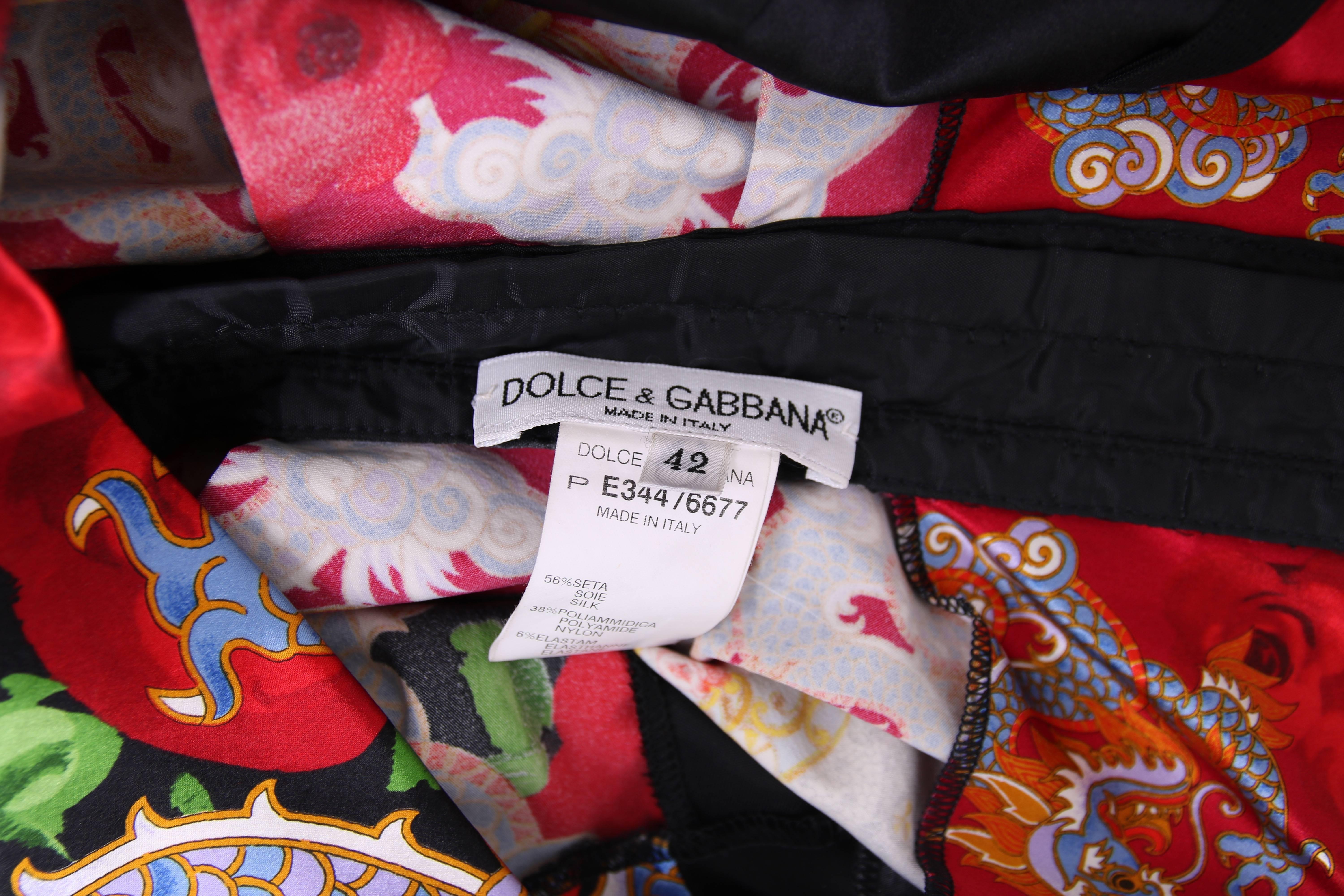 Dolce Gabbana Stretch Silk Dragon & Fan Print Dress In Excellent Condition In Studio City, CA