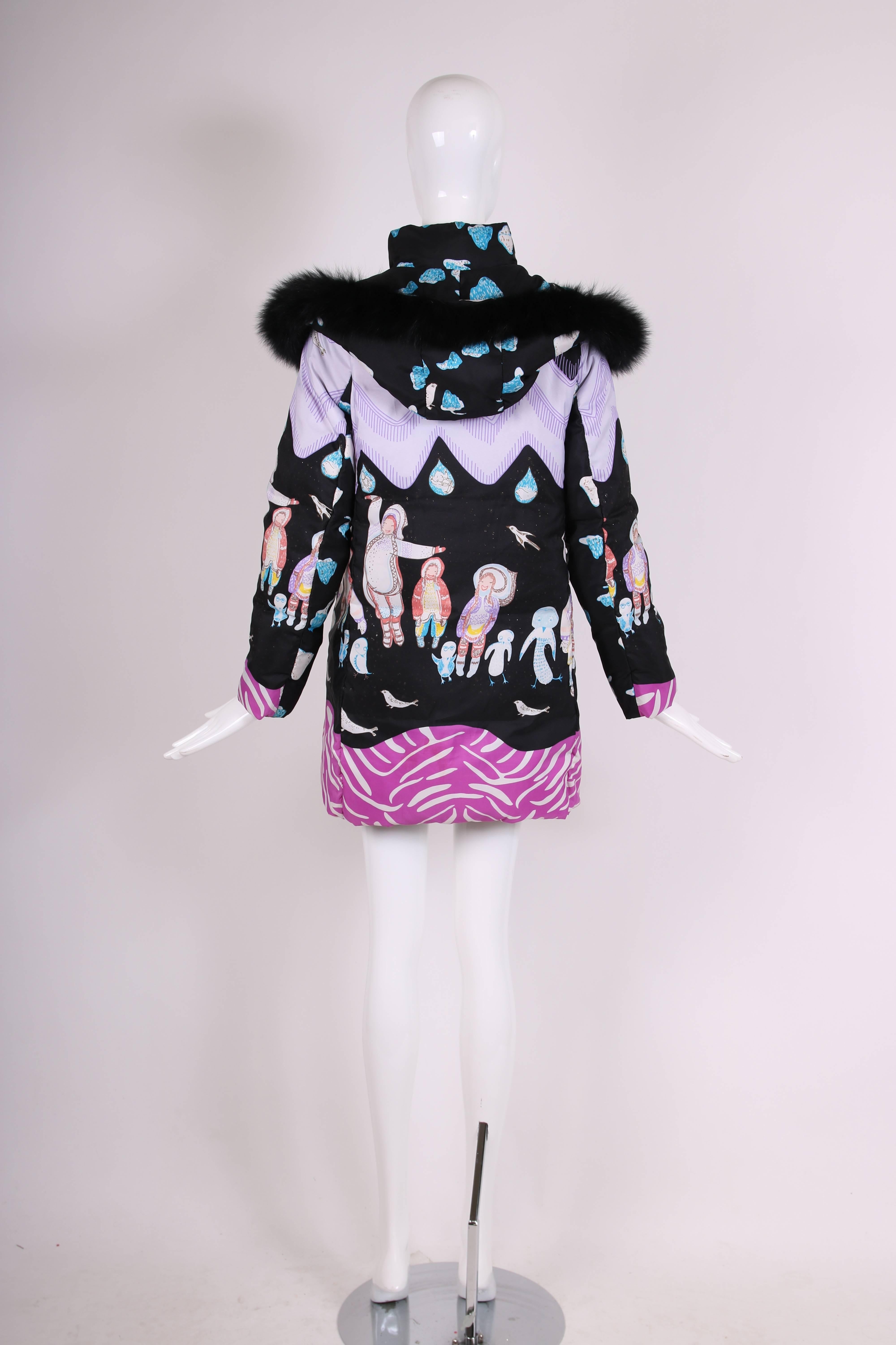 Donna Tsumori Chisato, piumino reversibile a tema eschimese con cappuccio bordato di pelliccia in vendita